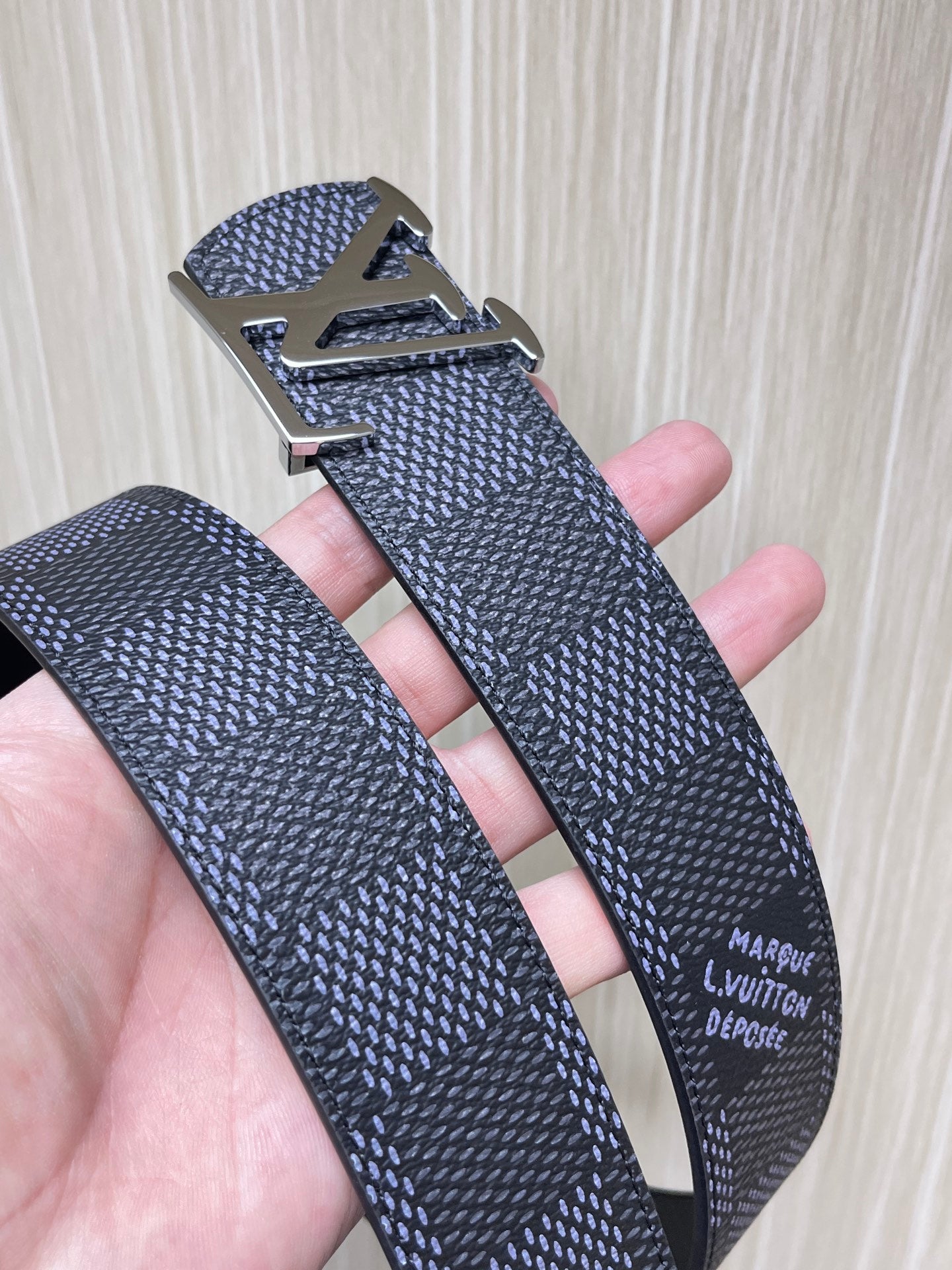 Retro-Inspired Canvas and Calf Embossed Fabric - 4.0mm