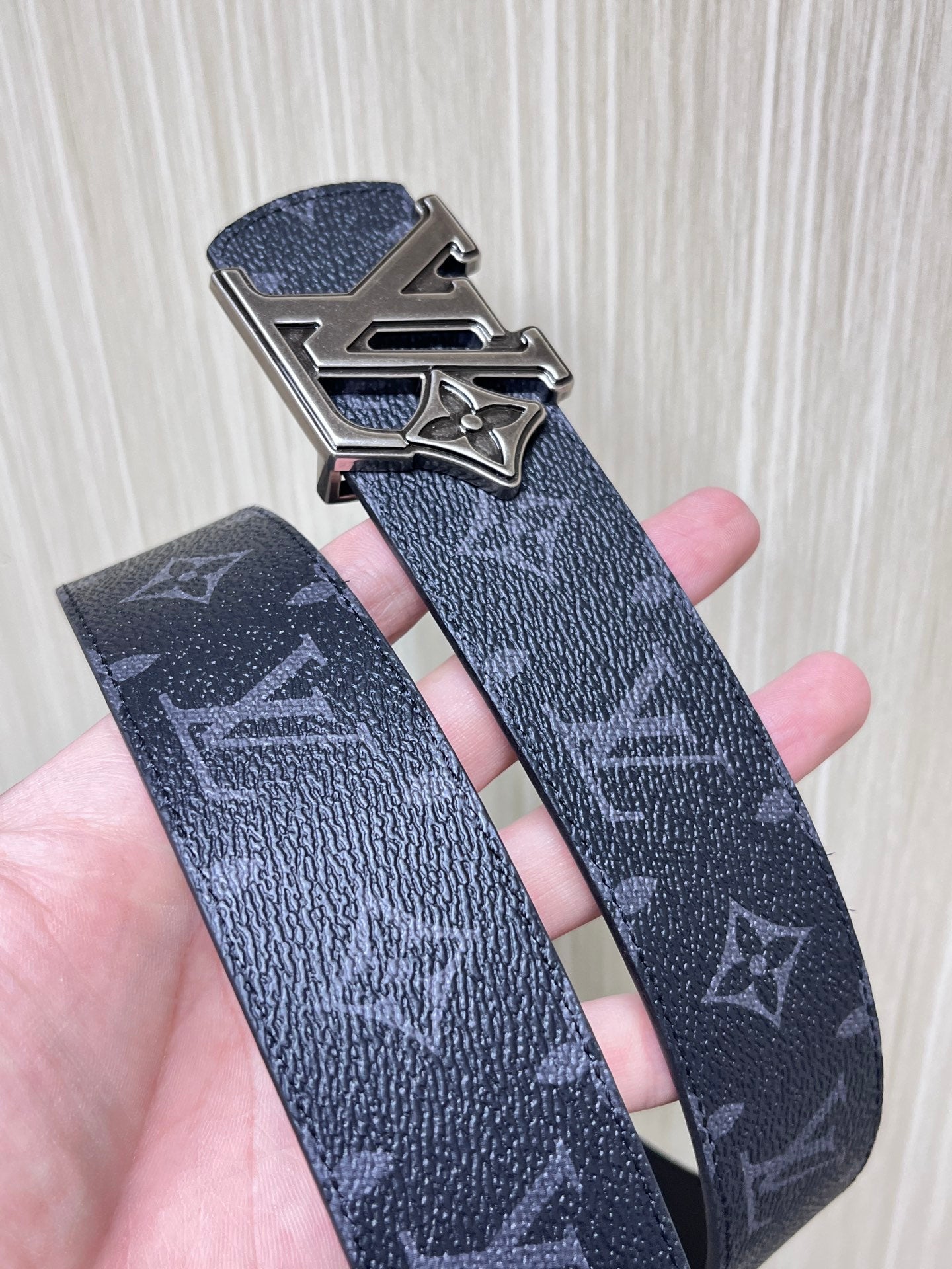 Premium Reversible Canvas and Calf Embossed Fabric