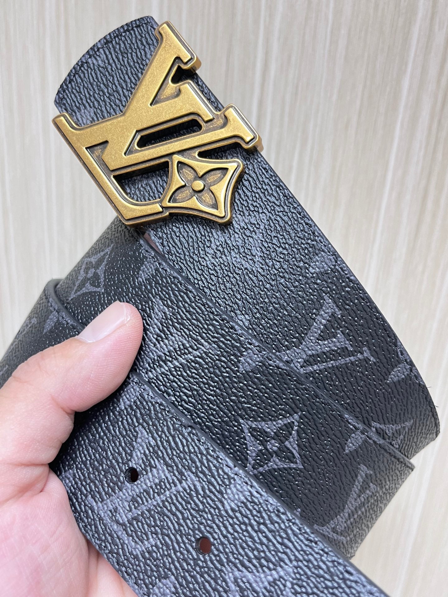 Dual-Sided Canvas and Calf Embossed Fabric with Retro Buttons