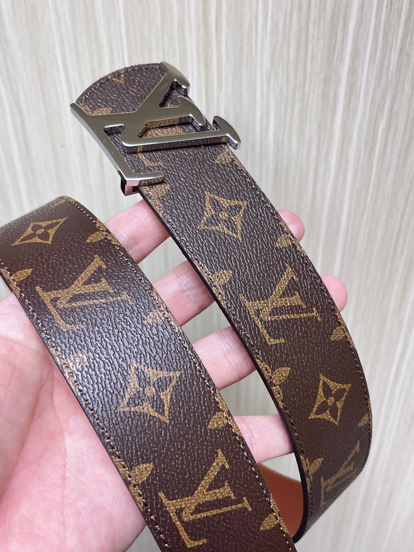 Retro-Style Dual-Sided Canvas and Calf Embossed Fabric