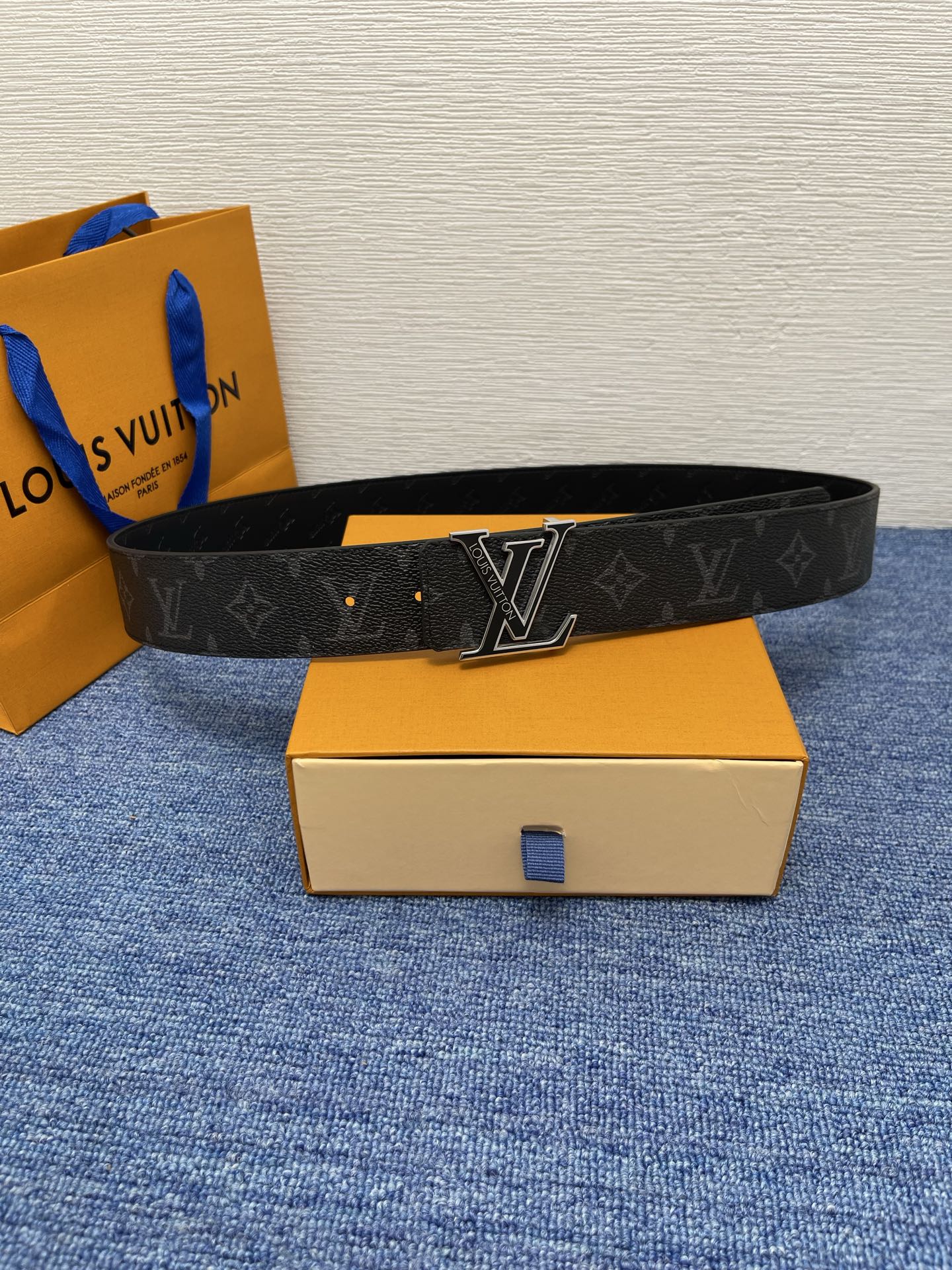 Luxury LV Monogram Cowhide Belt with Buffalo Leather Lining