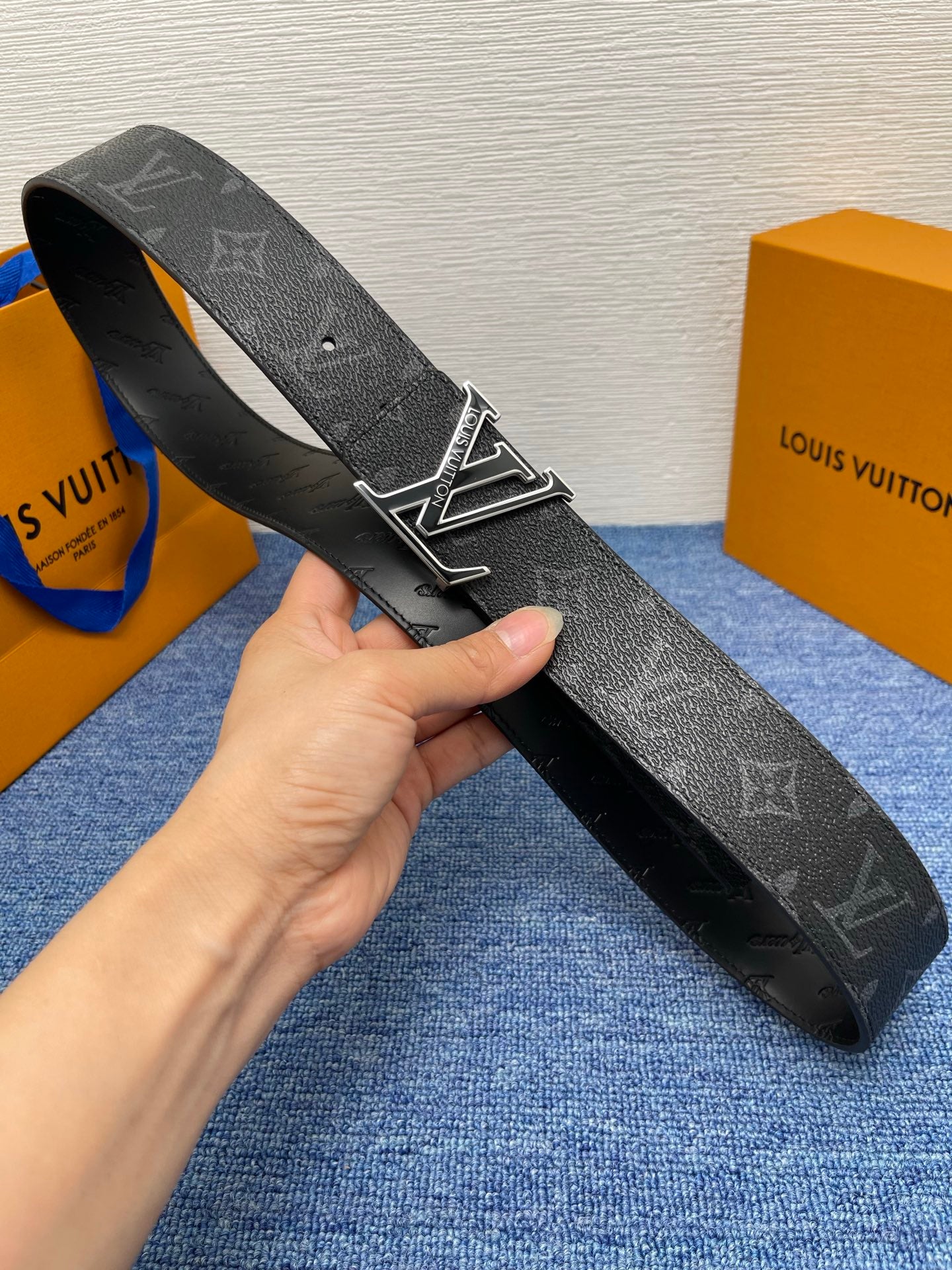 Luxury LV Monogram Cowhide Belt with Buffalo Leather Lining