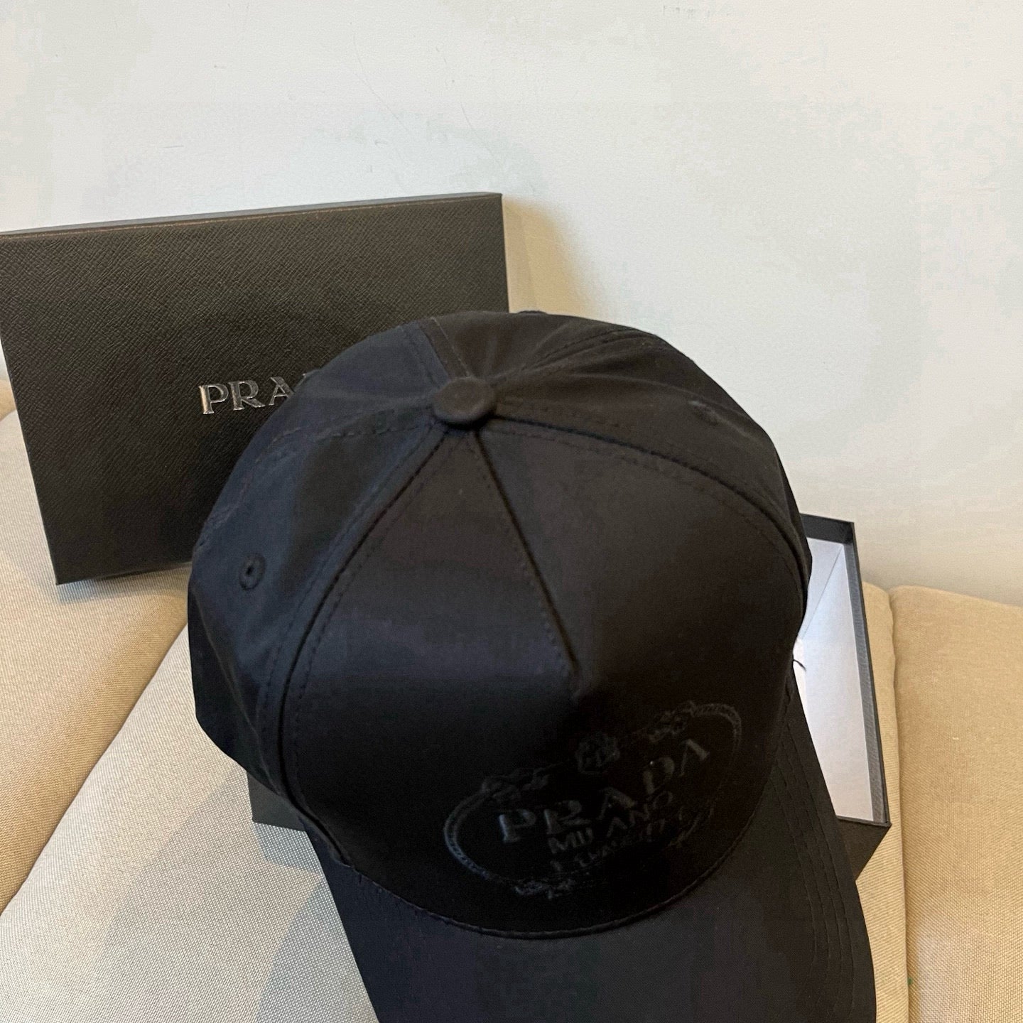 PRADA Classic Baseball Cap - Luxurious Fashion Accessory