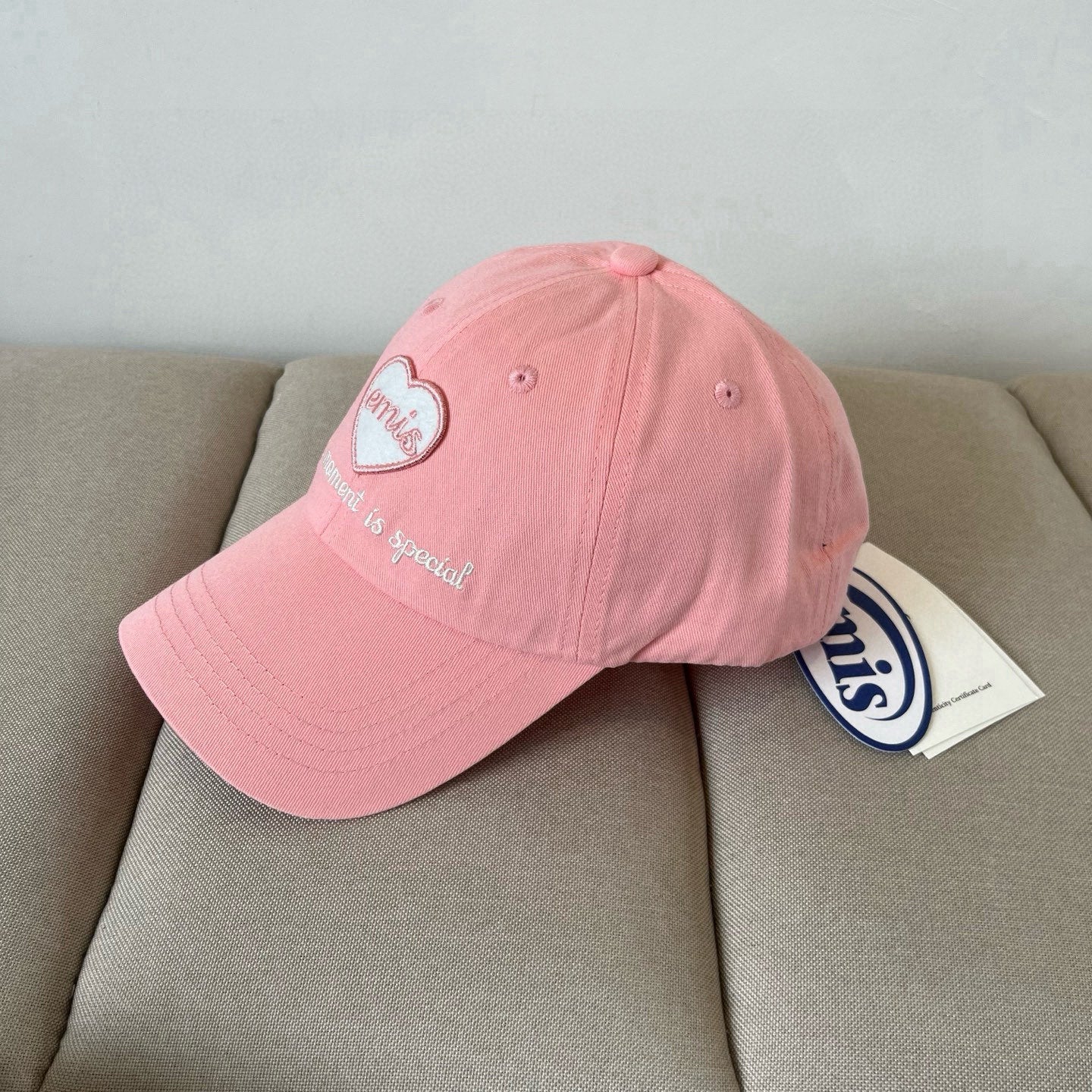 Unisex Emis Trendy Baseball Cap - Perfect Fit for All