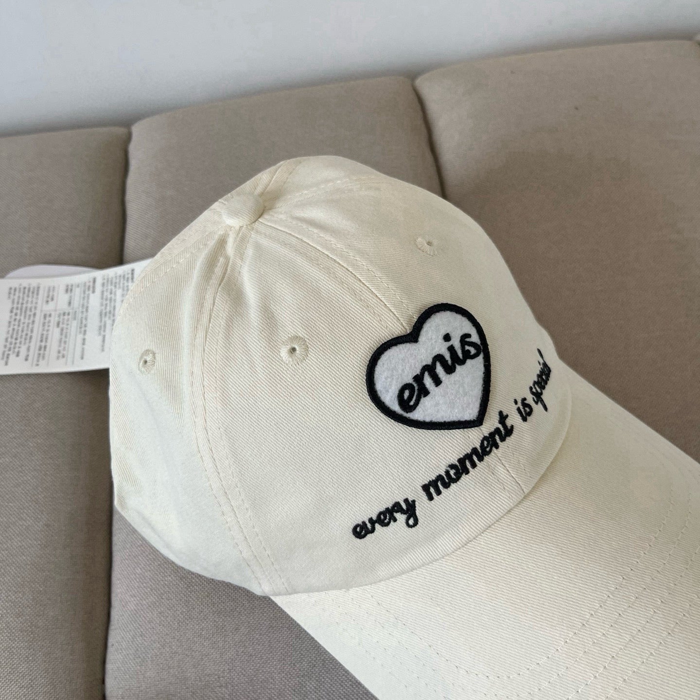 Emis Trendy Unisex Baseball Cap - Stylish & Comfortable