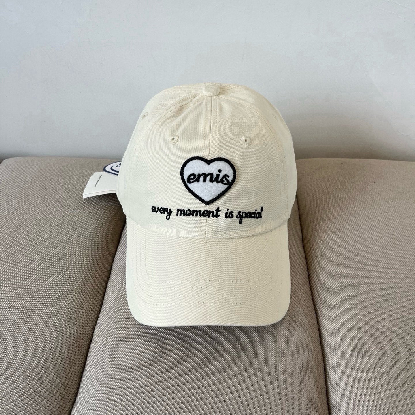 Emis Trendy Unisex Baseball Cap - Stylish & Comfortable