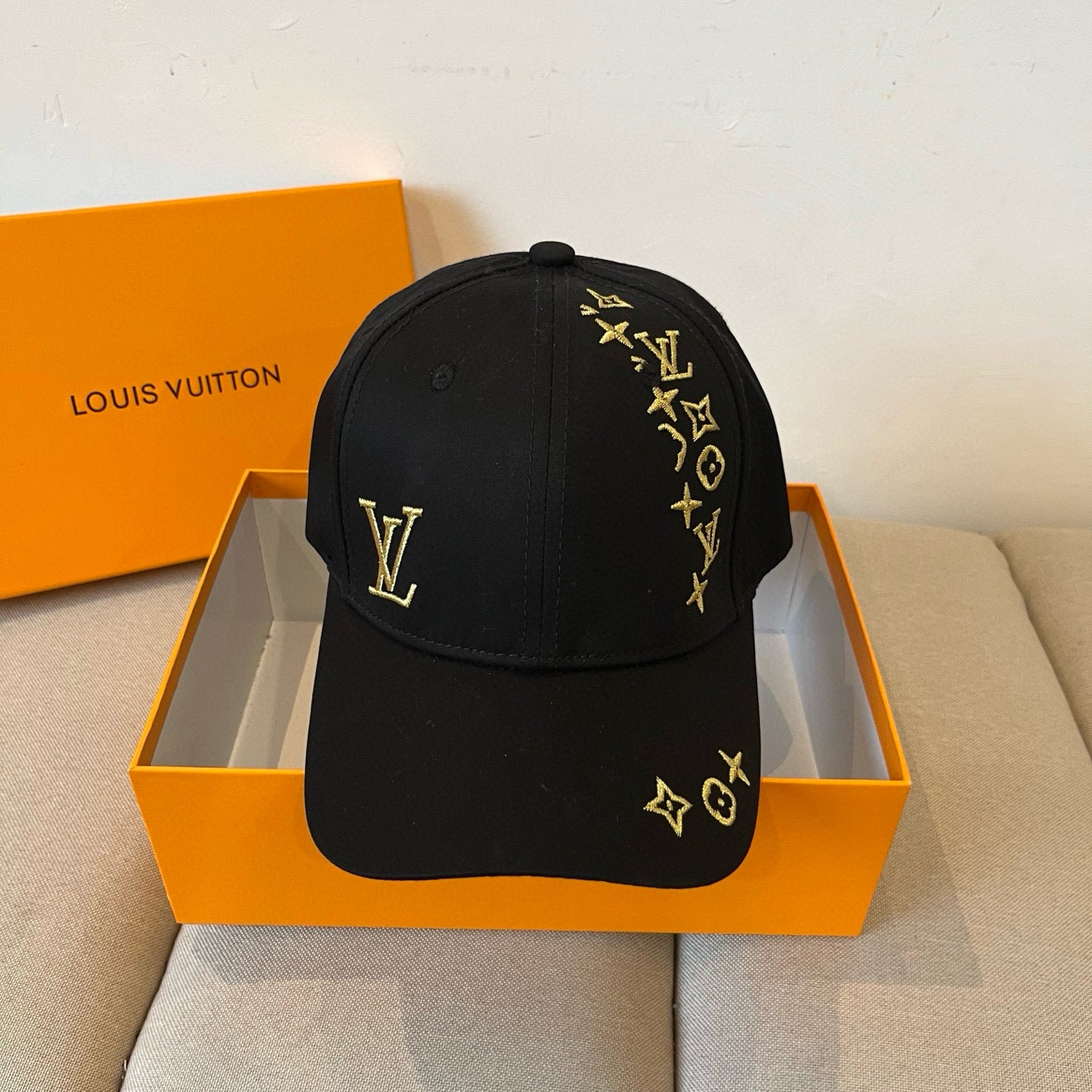 Louis Vuitton Unisex Baseball Cap - Premium Style & Comfort