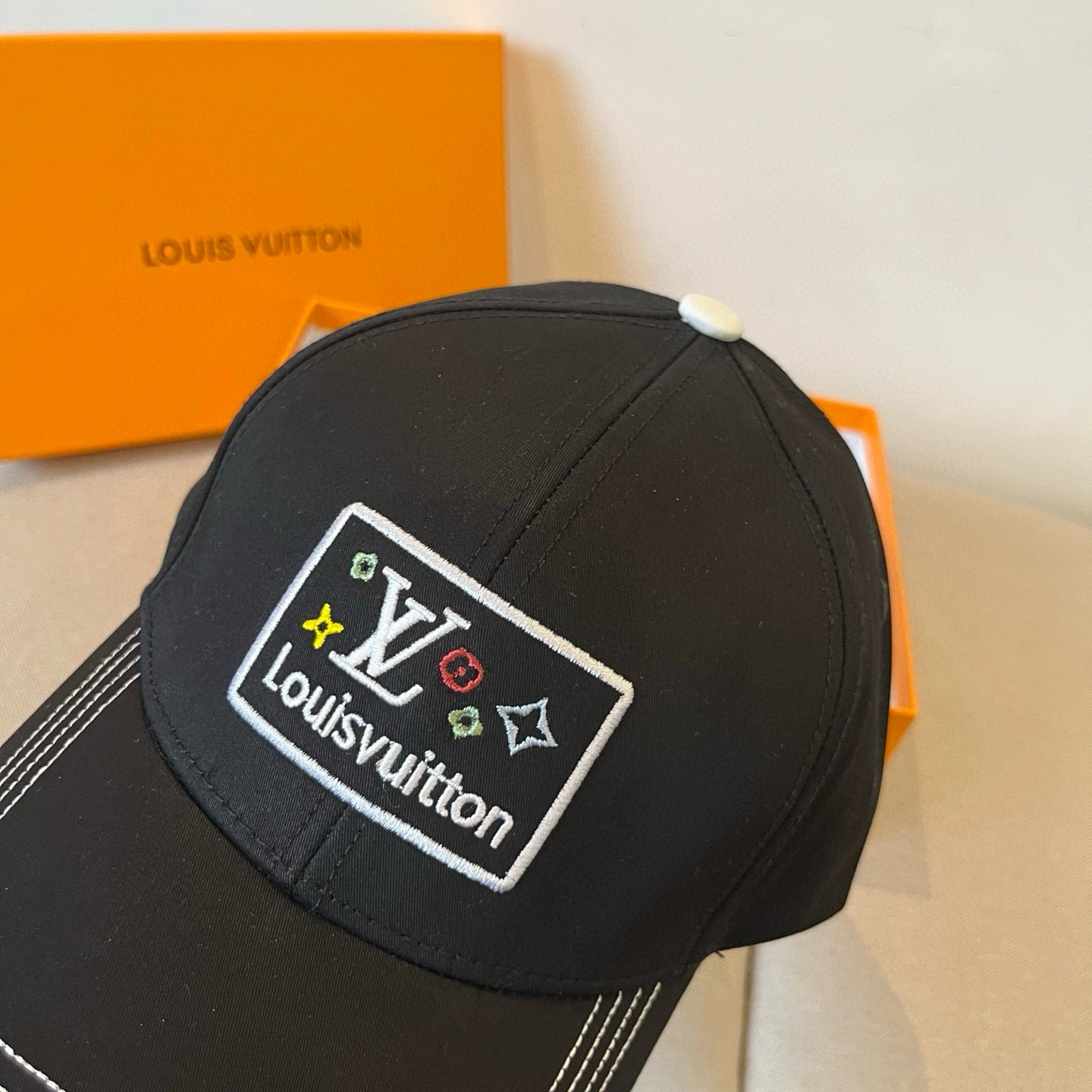 Louis Vuitton Unisex Baseball Cap - Premium Quality