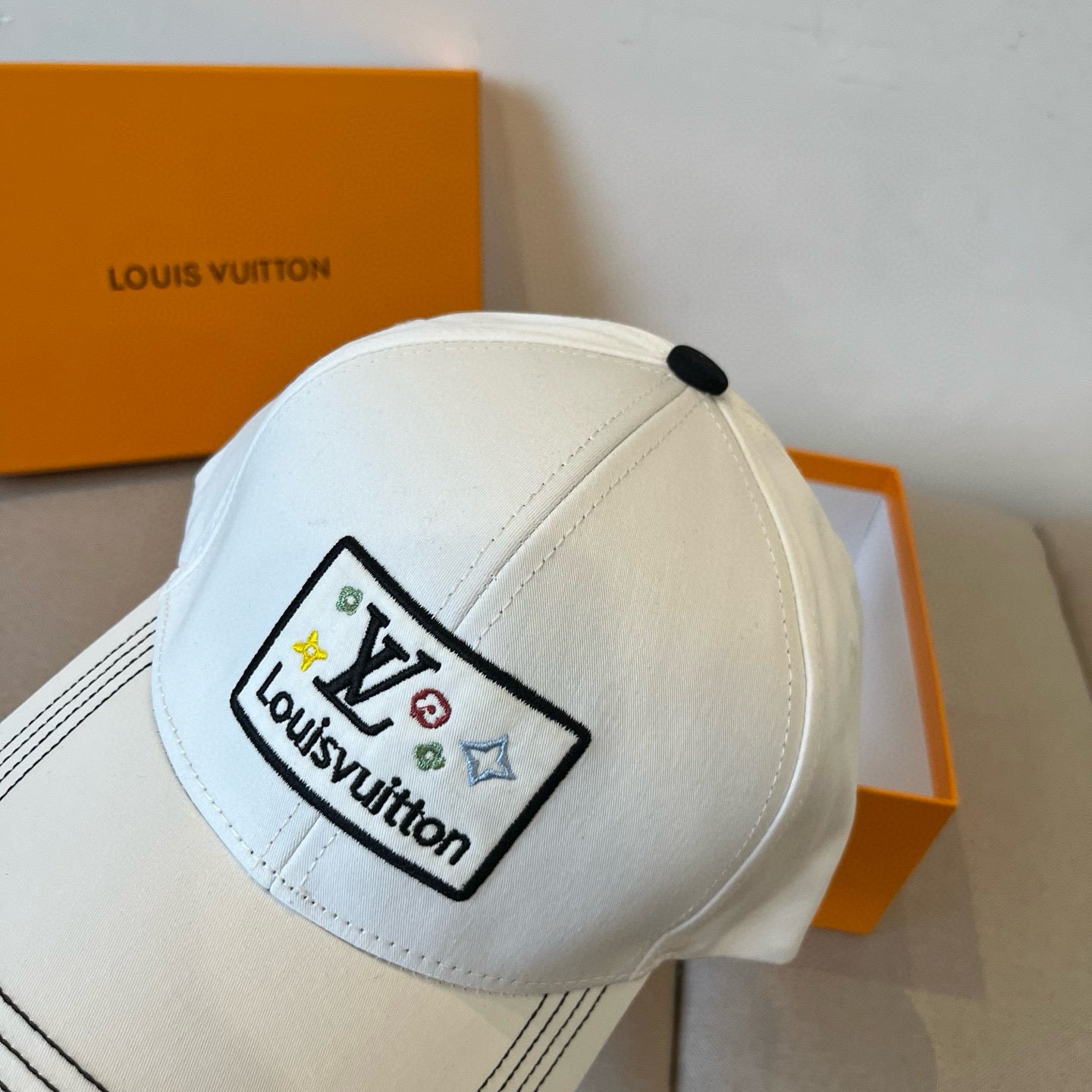 Louis Vuitton Unisex Baseball Cap - Premium Quality Style