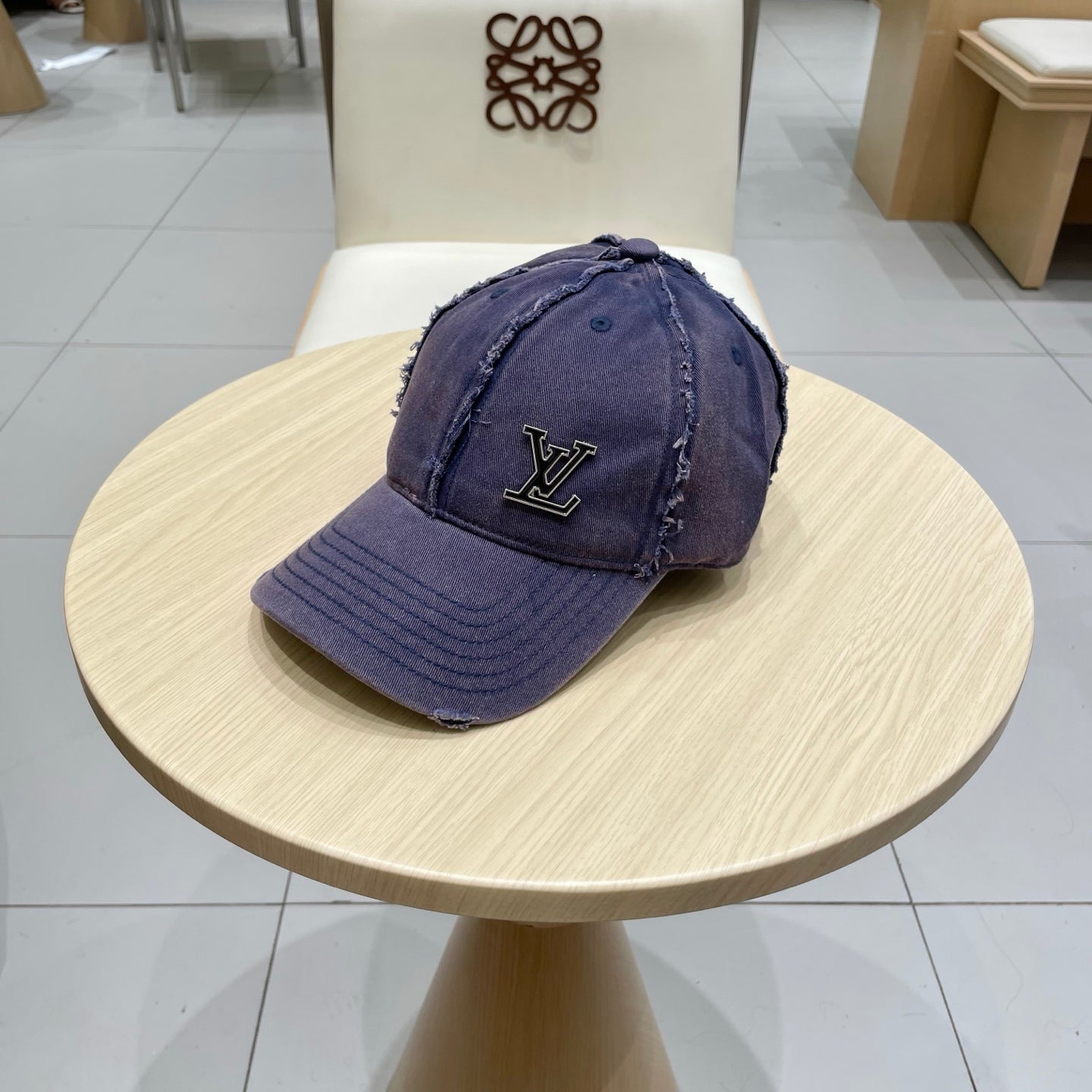 Louis Vuitton Unisex Baseball Cap - Luxury Fashion Essentials