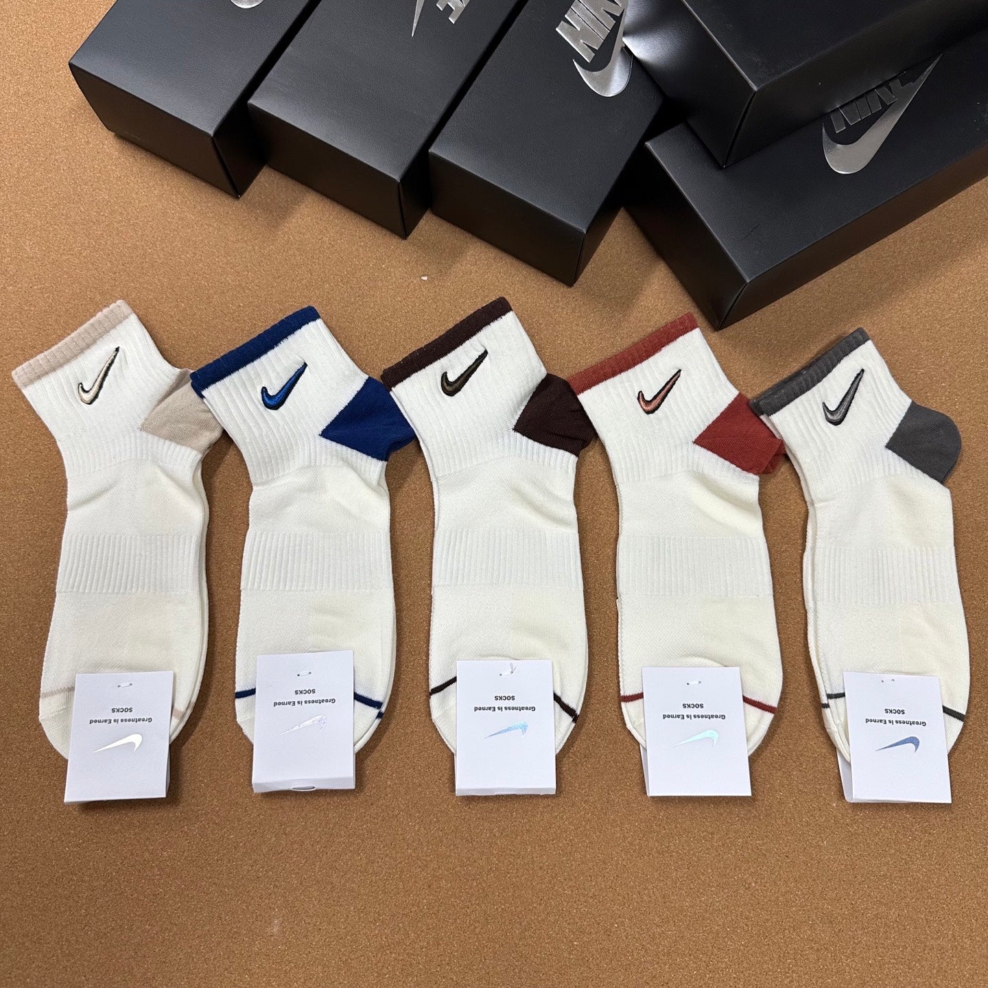 Nike Classic Logo Embroidered Socks - Pack of 5