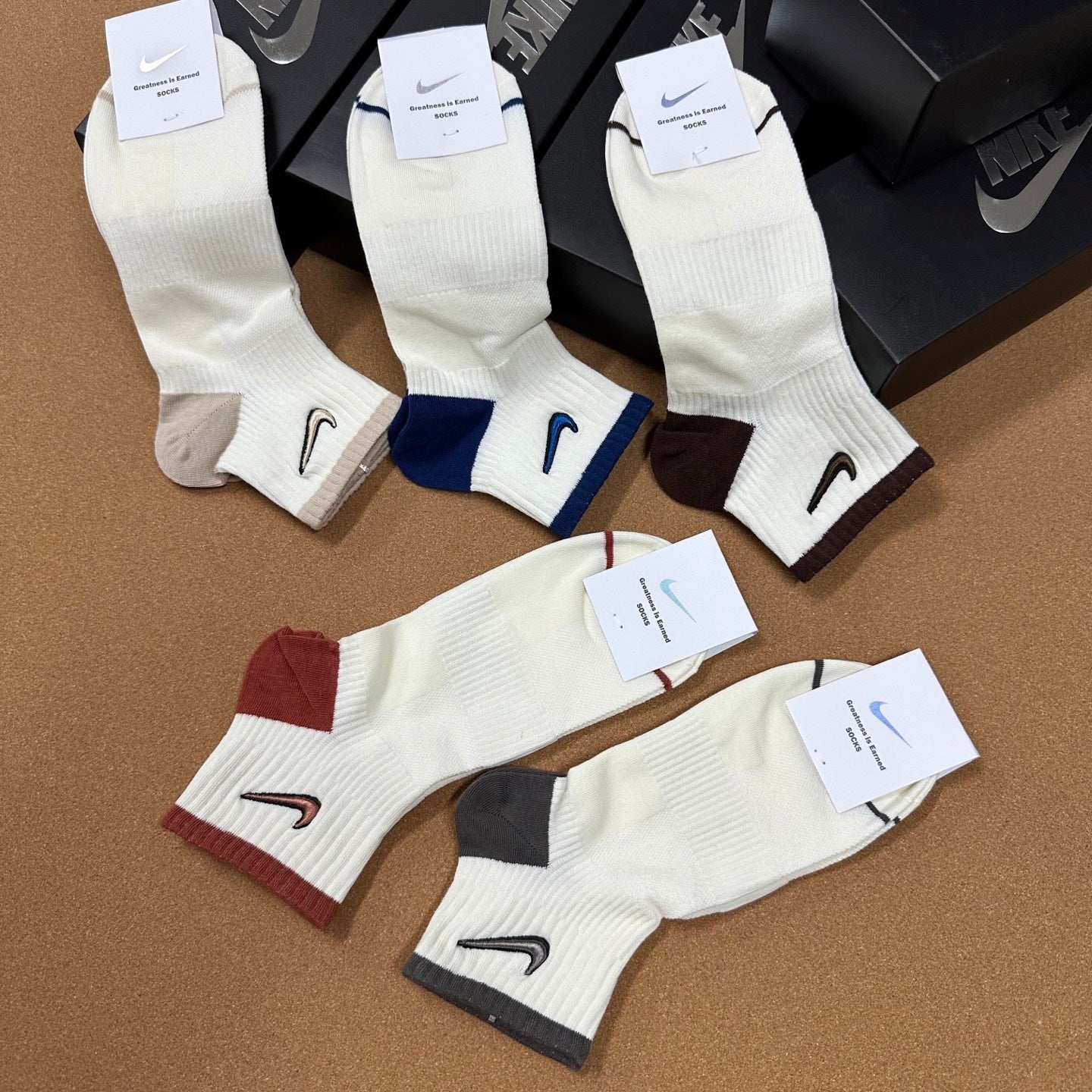 Nike Classic Logo Embroidered Socks - Pack of 5