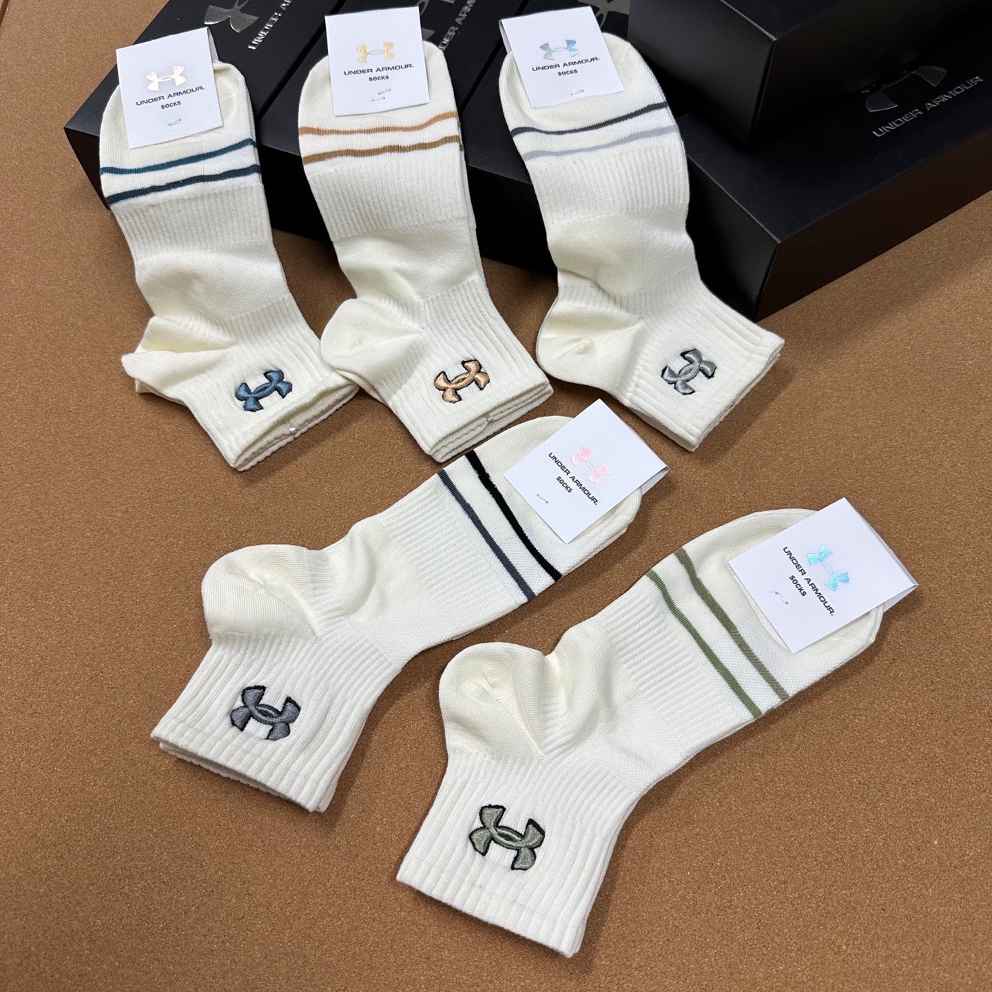Under Armour Classic Logo Embroidered Socks - 5 Pairs Gift Box