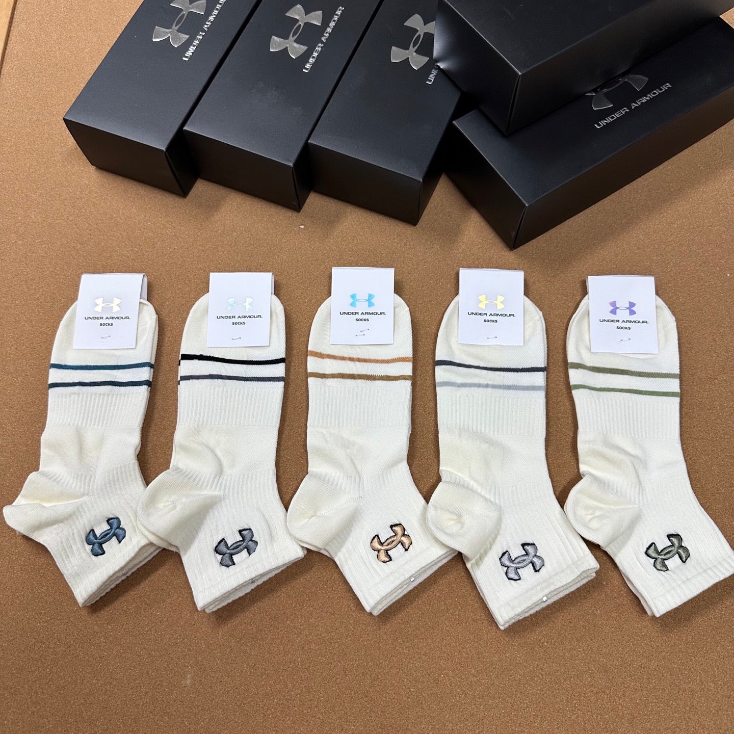 Under Armour Classic Logo Embroidered Socks - 5 Pairs Gift Box