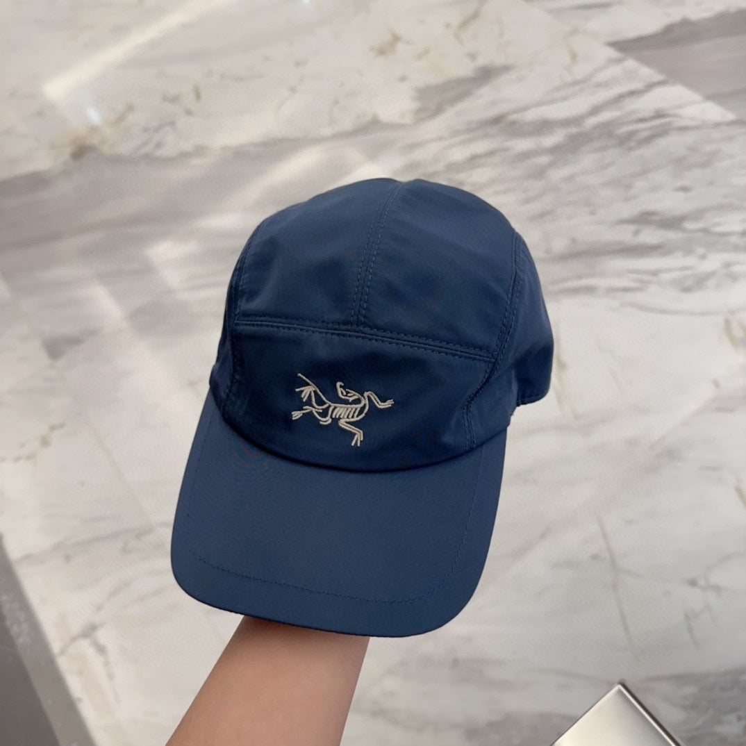 Arc'teryx High-Top Baseball Cap - Versatile Style