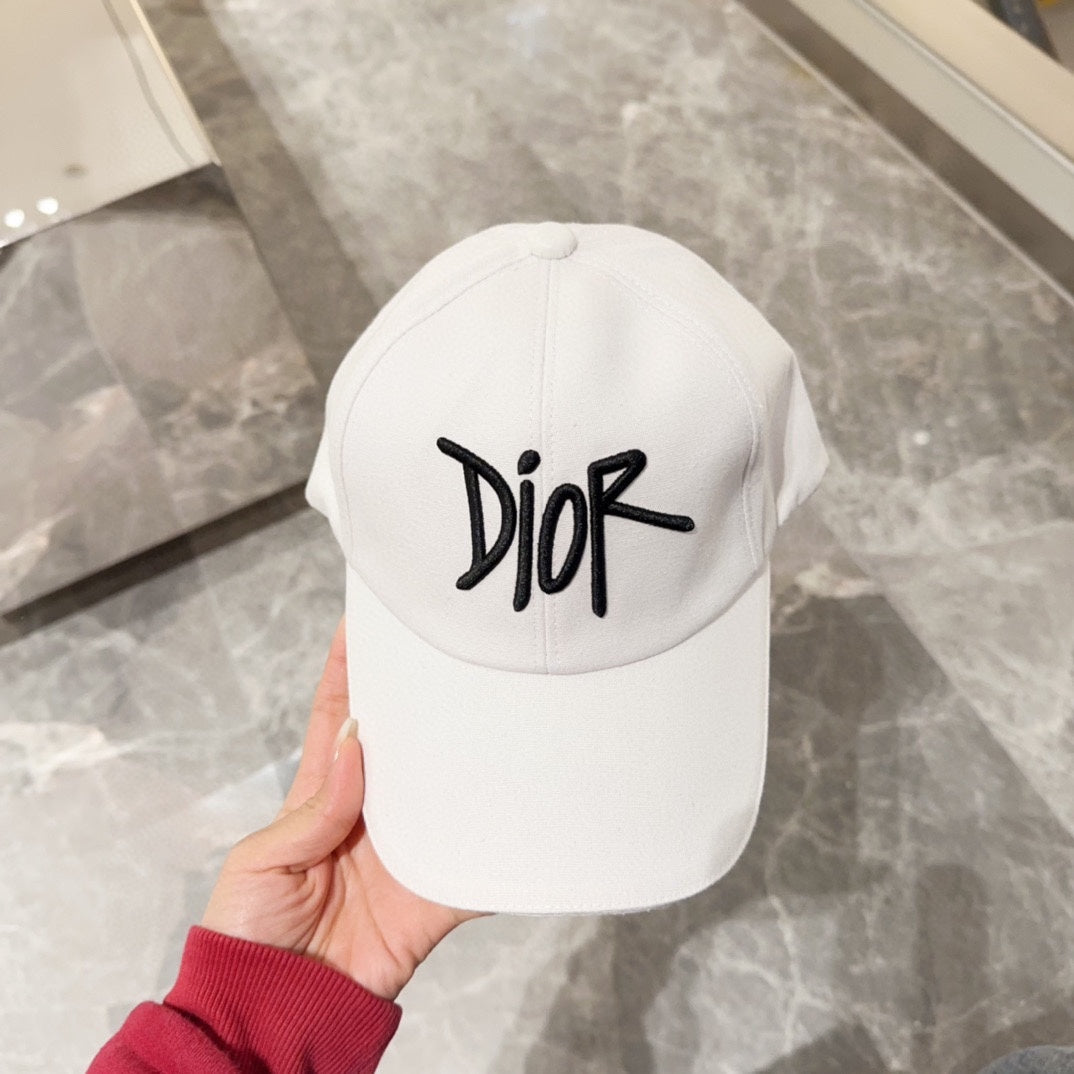 DIOR Laohua D Baseball Cap â€“ Stylish & Washable