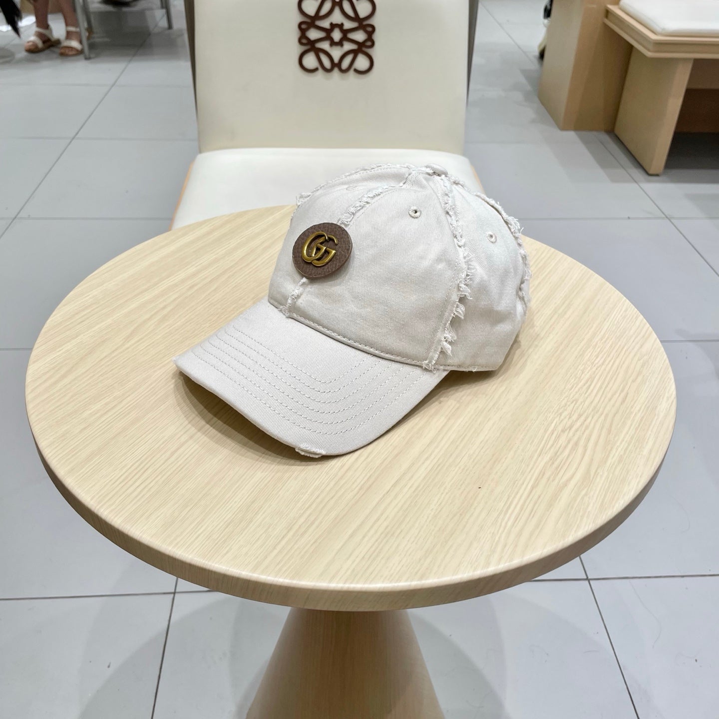 Gucci Luxury Baseball Cap - Official Merchandise