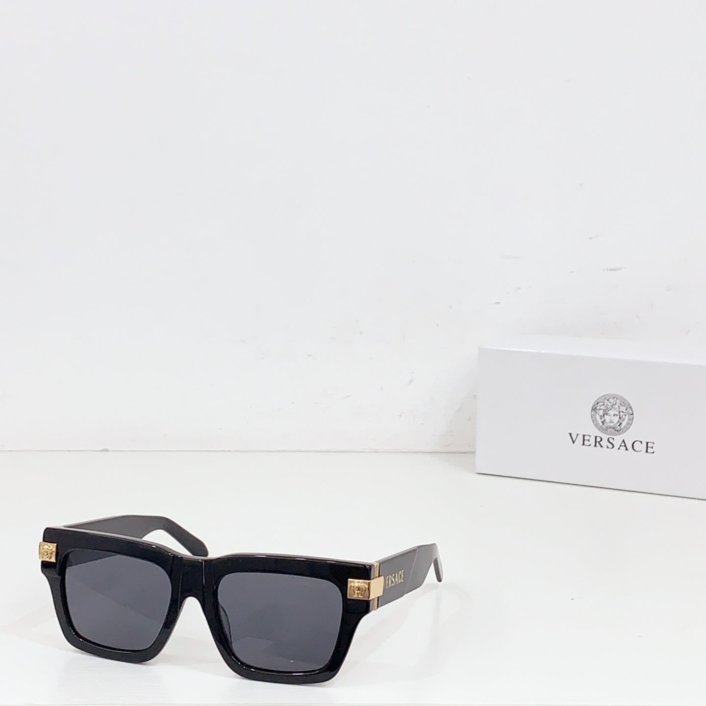 Versace VE4464 Eyeglasses - Stylish and Sophisticated Design