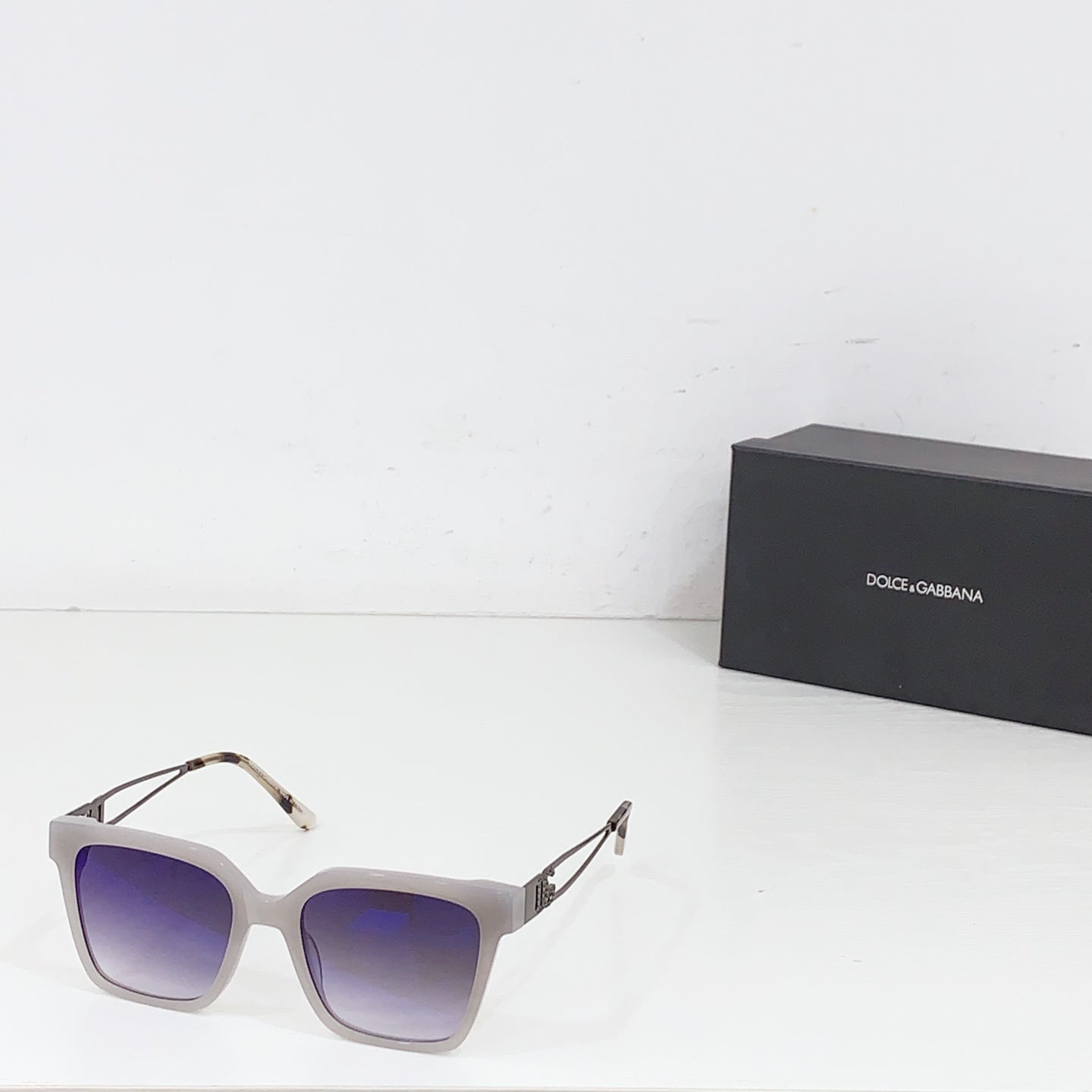 Dolce & Gabbana DG3376B Sunglasses - Size 56-18-145