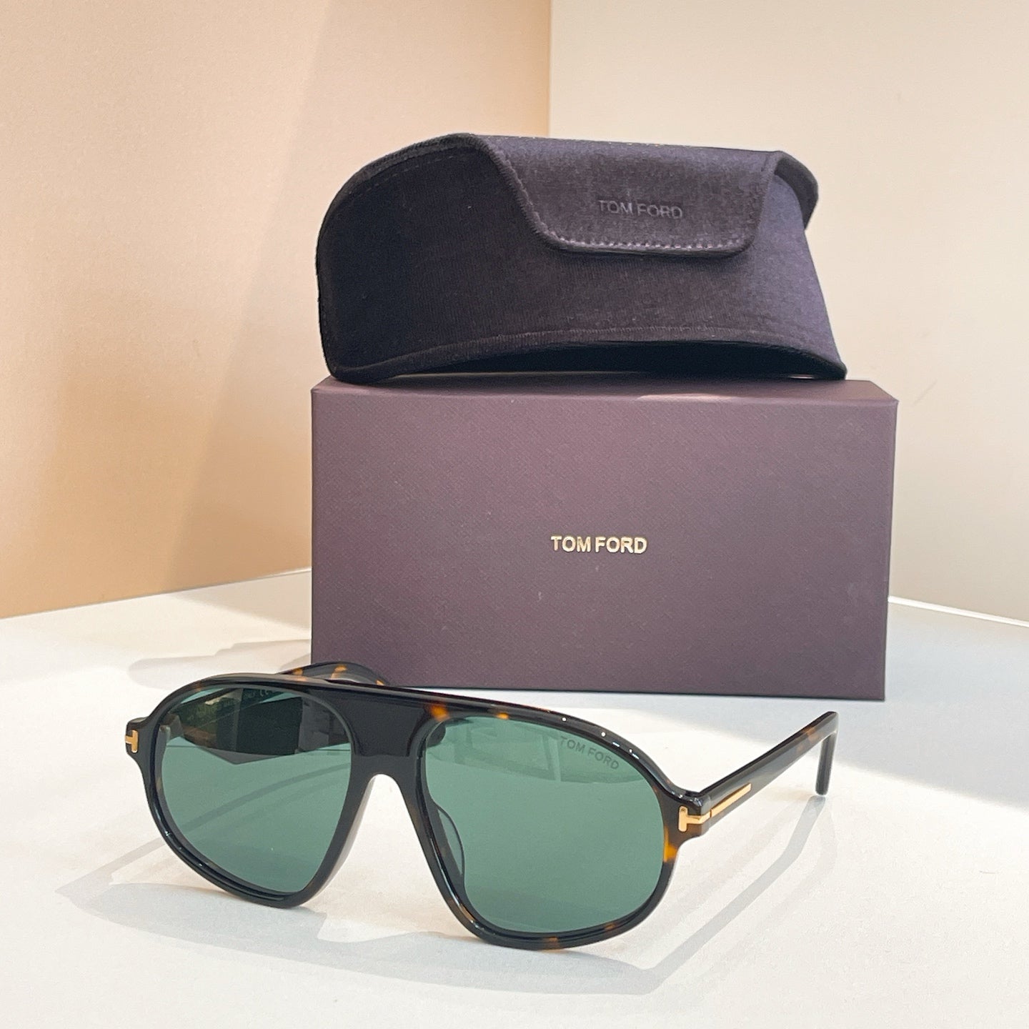 Tom Ford FT1178 - Stylish Oversized Sunglasses