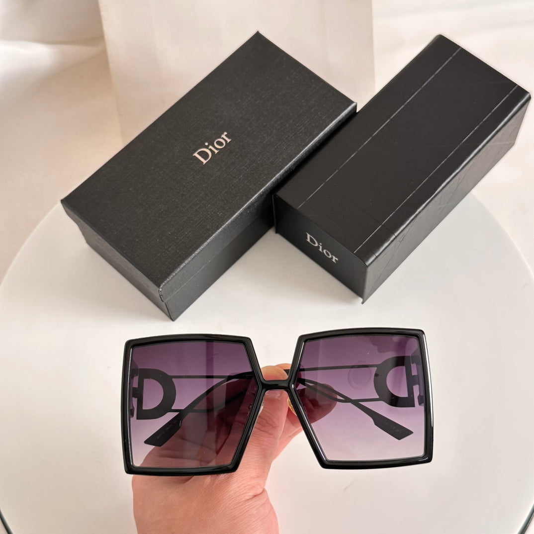 Dior 30MONTAIGNE Oversized Logo Sunglasses - European & American Style