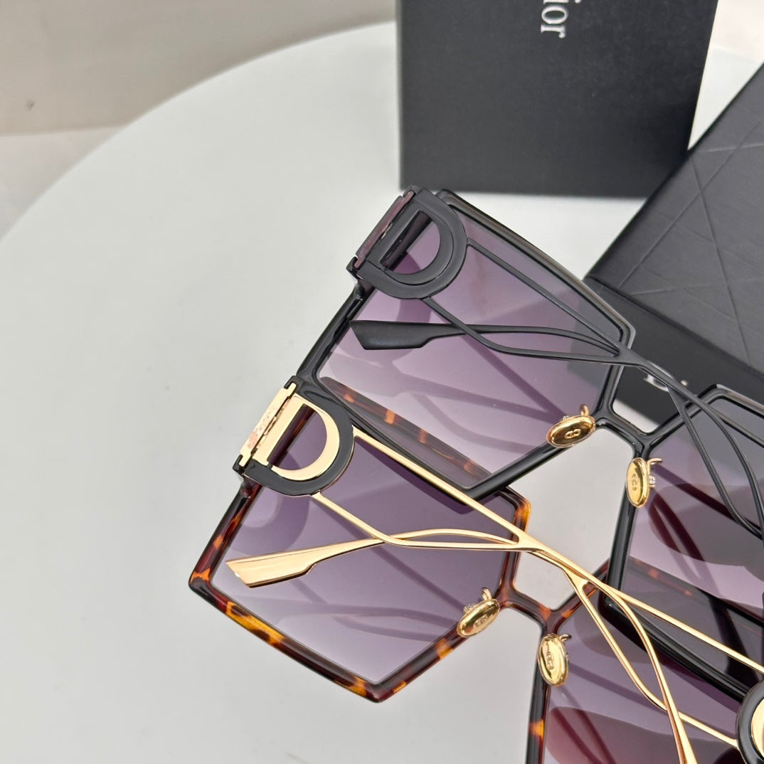 Dior 30 Montaigne Oversized Logo Sunglasses - European and American Style