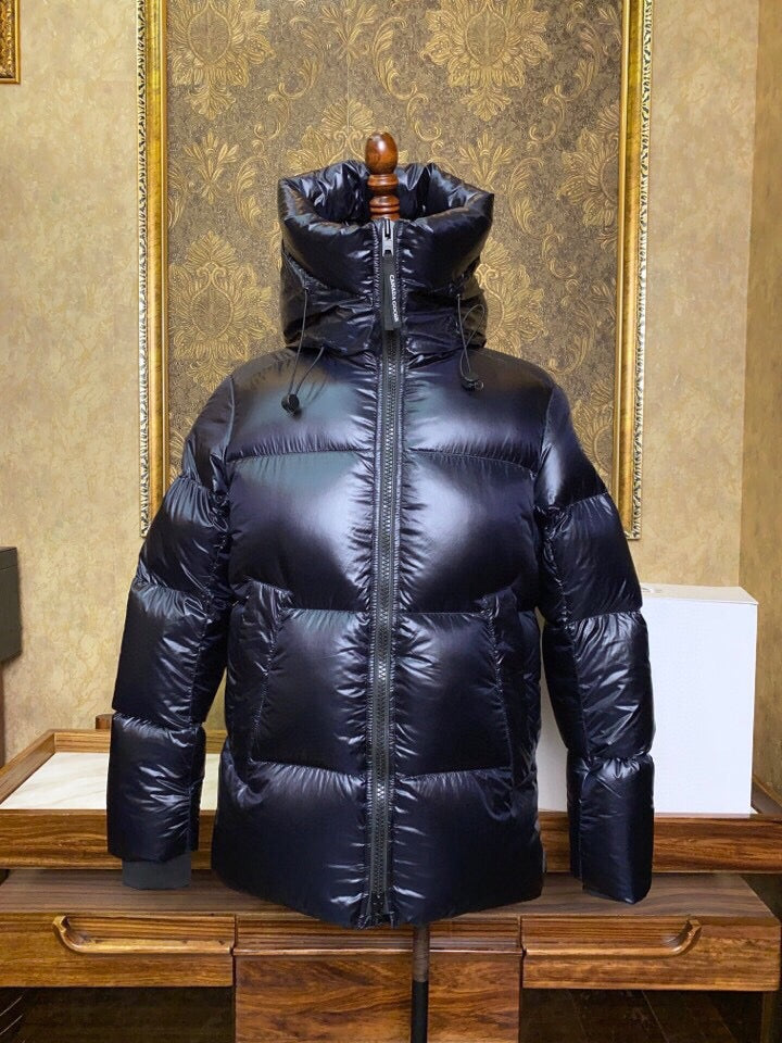 Canada Goose Puff Series: Premium Down Jackets for Extreme Conditions