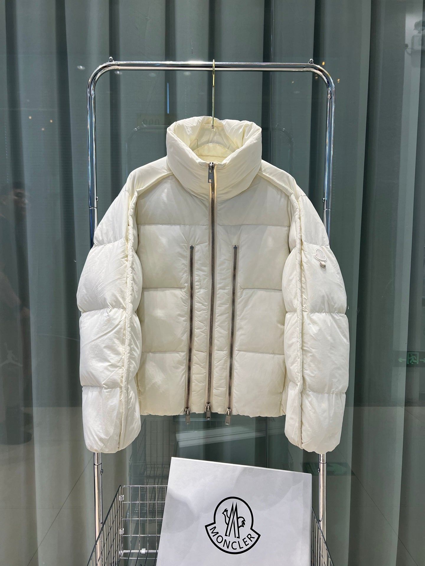 Moncler Zippered Bread Down Jacket - Stylish Winter Essential