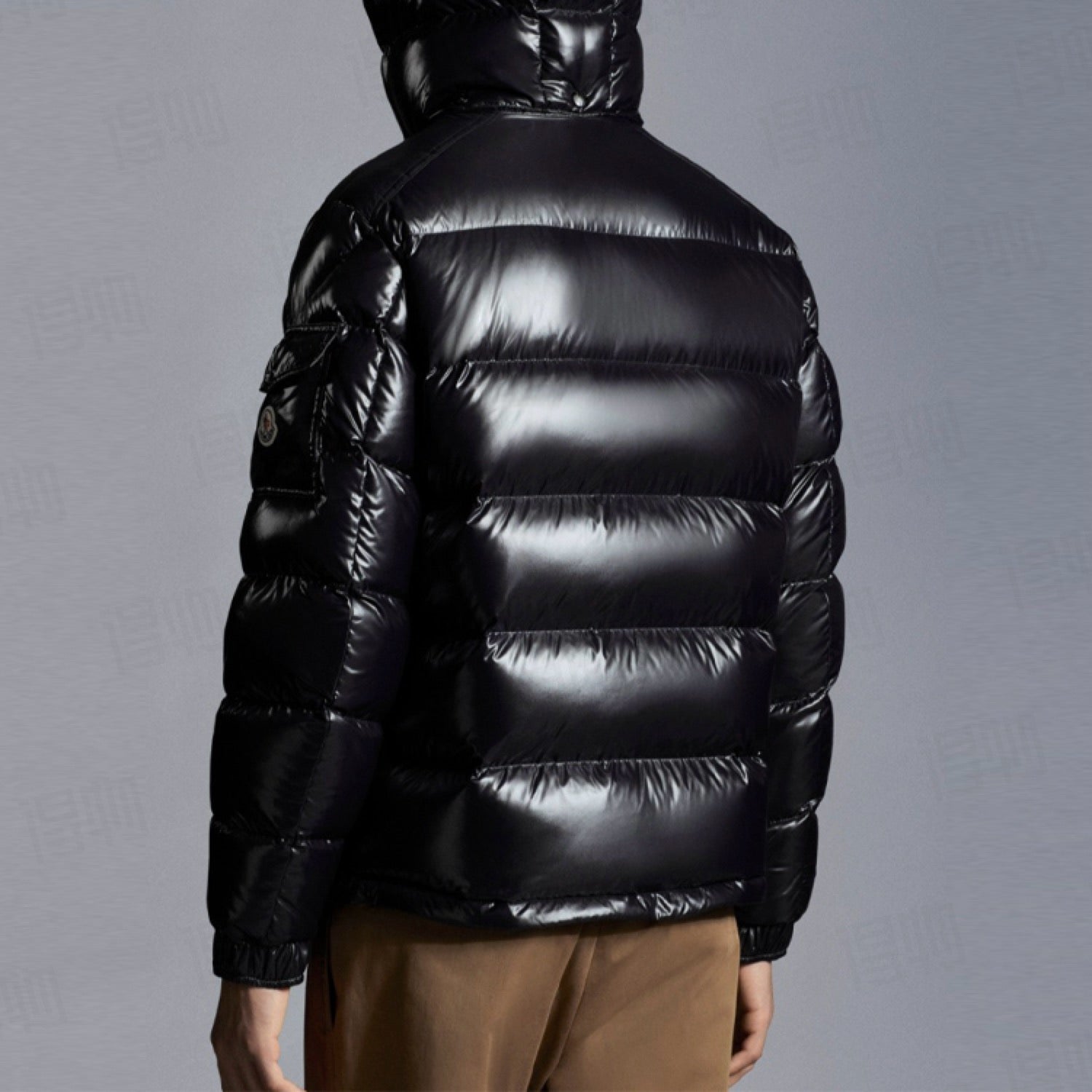 Classic Moncler Short Down Jacket - Ultimate Winter Warmth