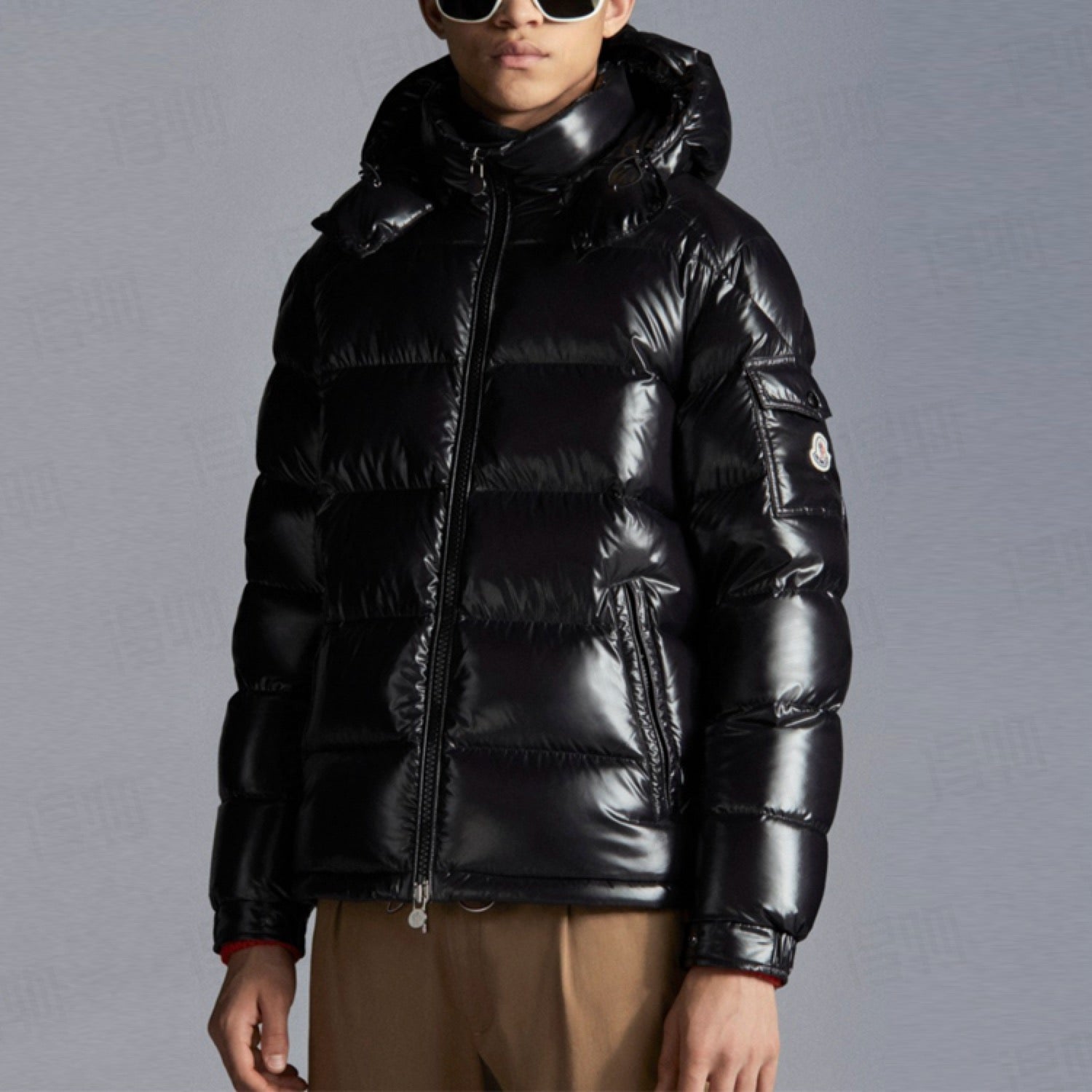 Classic Moncler Short Down Jacket - Ultimate Winter Warmth