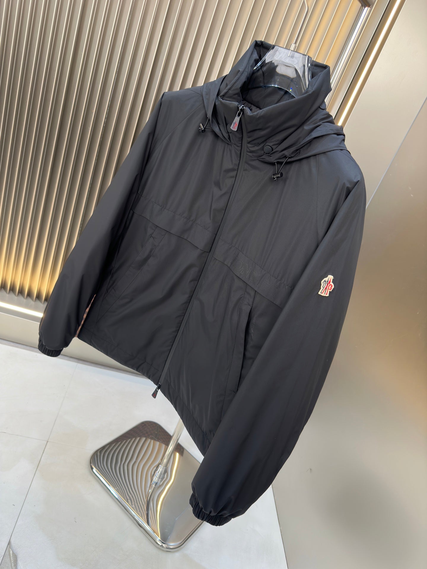 Moncler High-Quality Lightweight Down Jacket (M to XXXL)