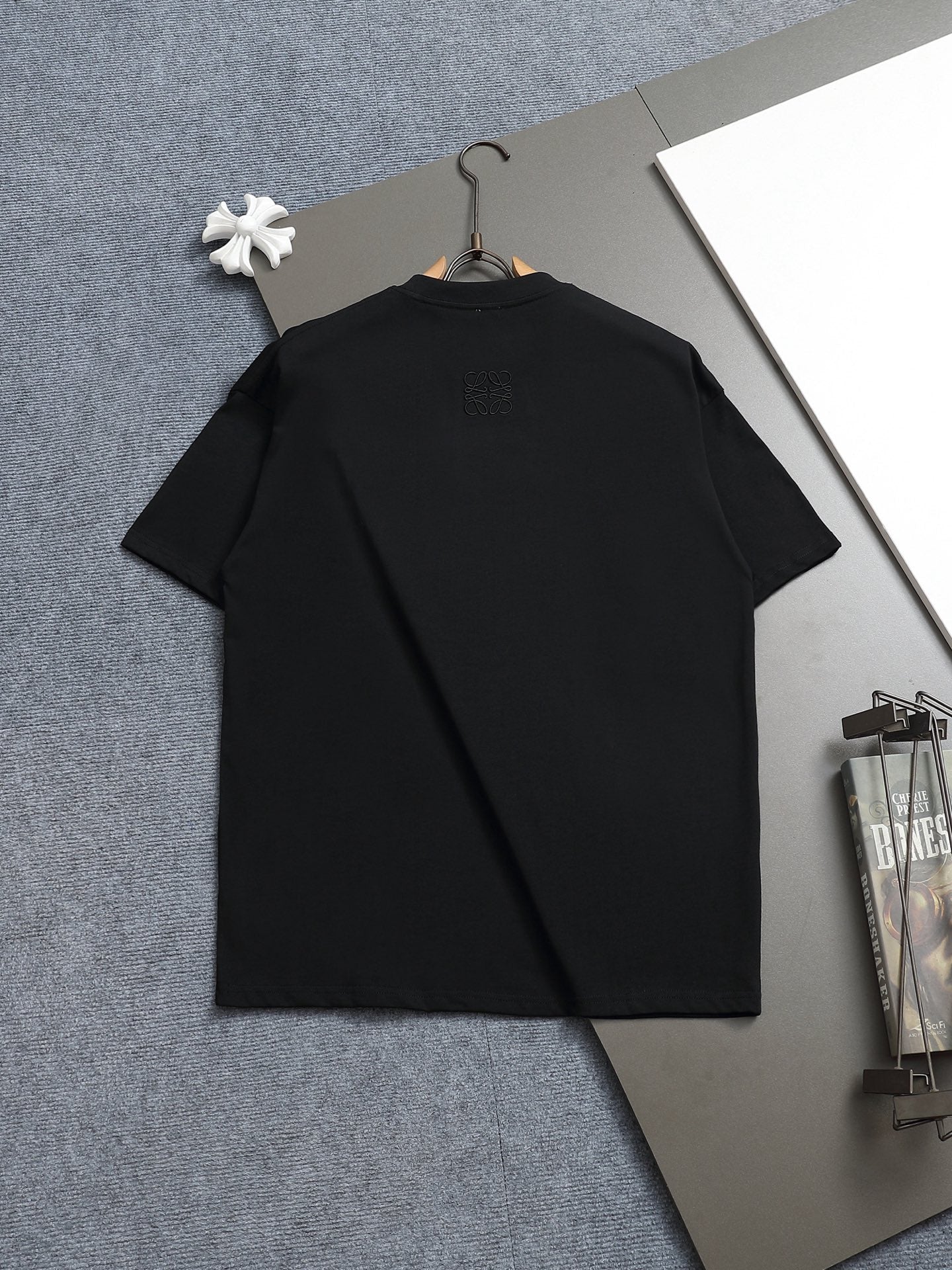 LOEWE Luo Yiwei Embroidered Round Neck Short-Sleeve T-Shirt - XS to L