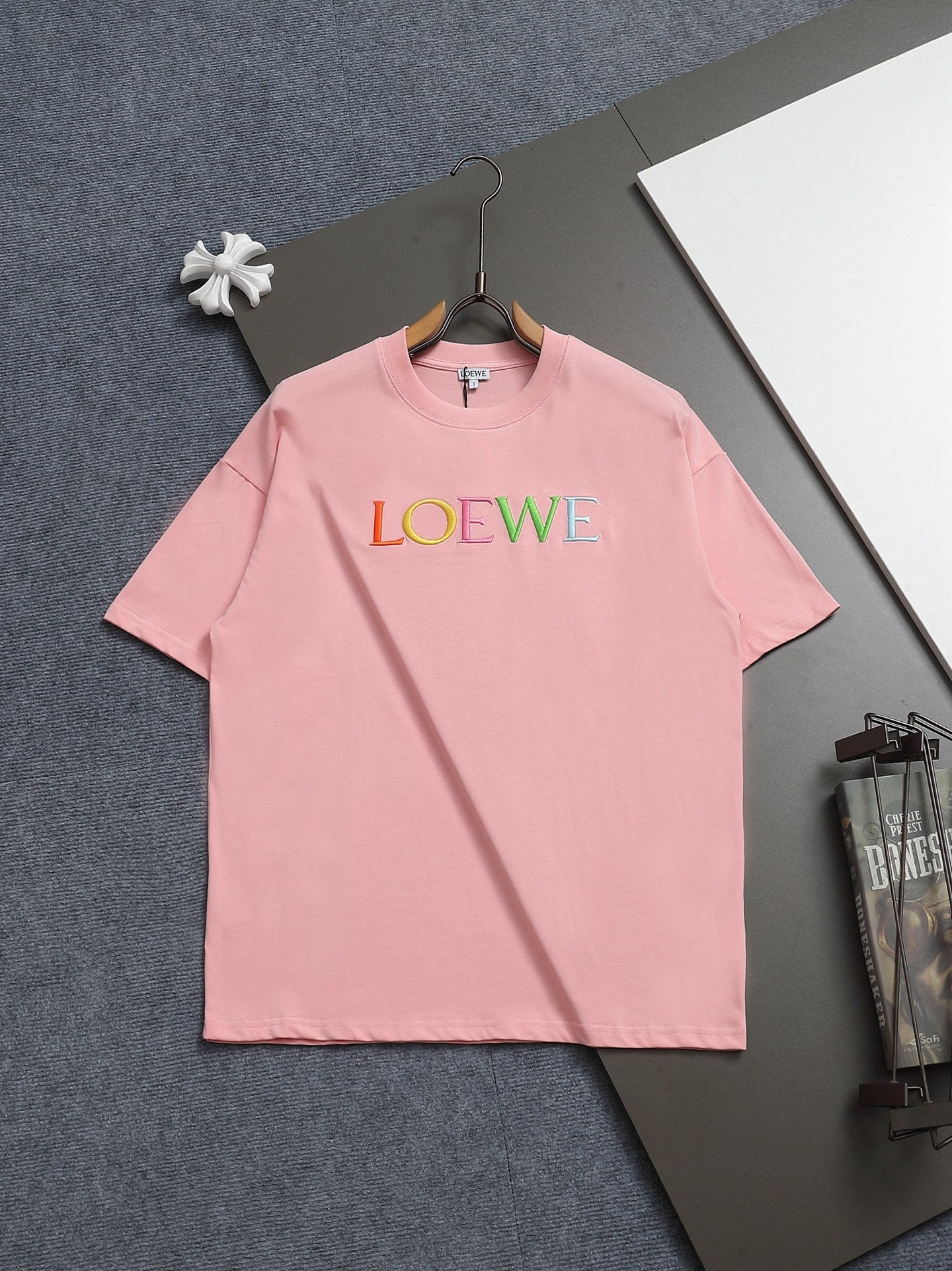 LOEWE Luo Yiwei Embroidered Round Neck Short-Sleeved T-Shirt