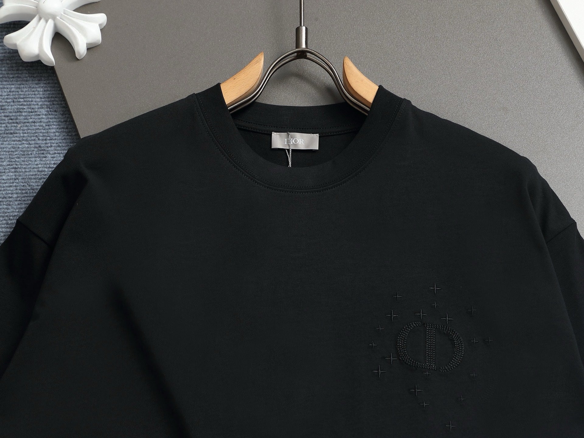 DIOR Classic Embroidered Round Neck T-Shirt - XS to L