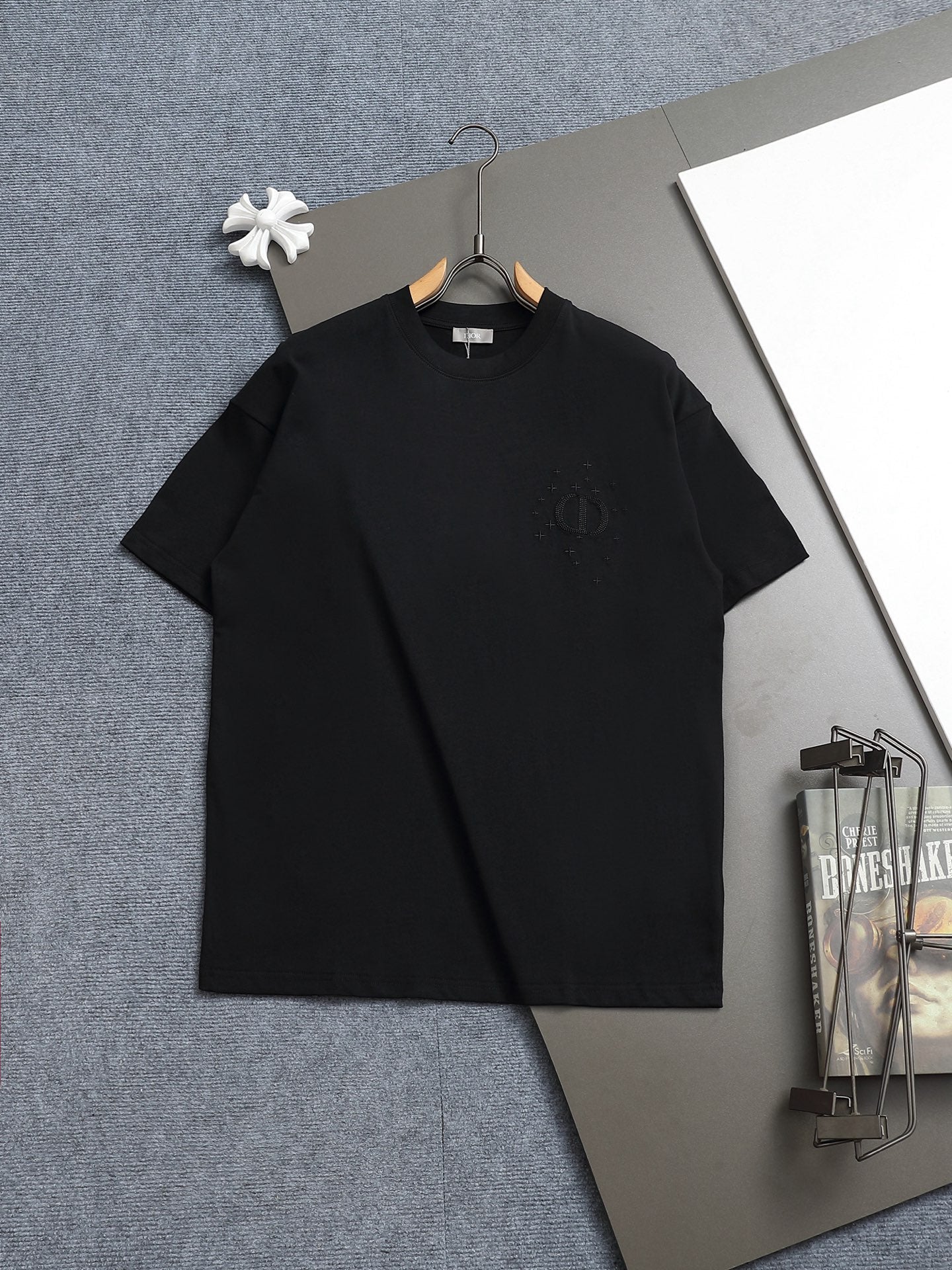 DIOR Classic Embroidered Round Neck T-Shirt - XS to L