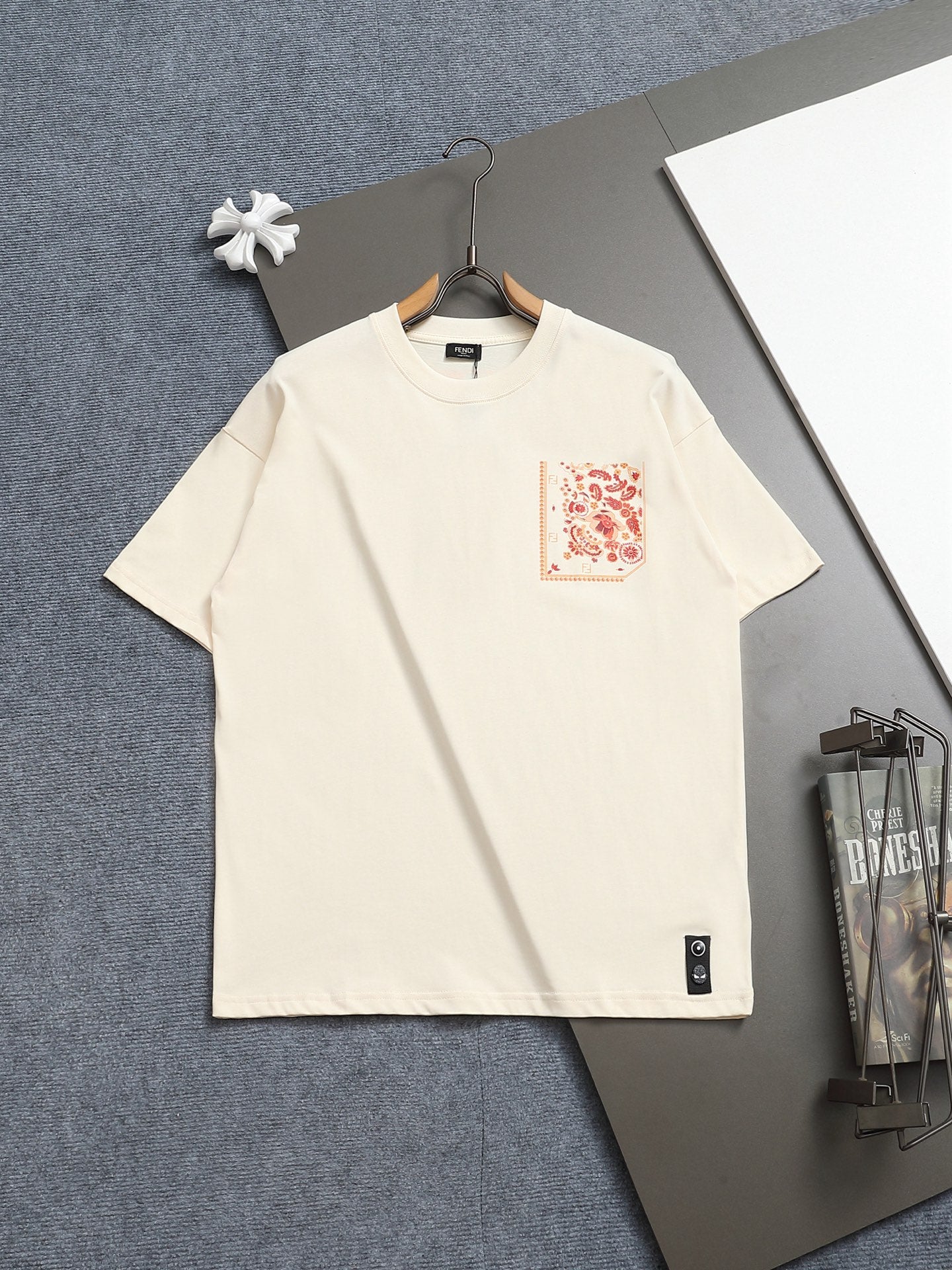 Fendi 260g Short-Sleeve Round Neck T-Shirt with FF Petals Print