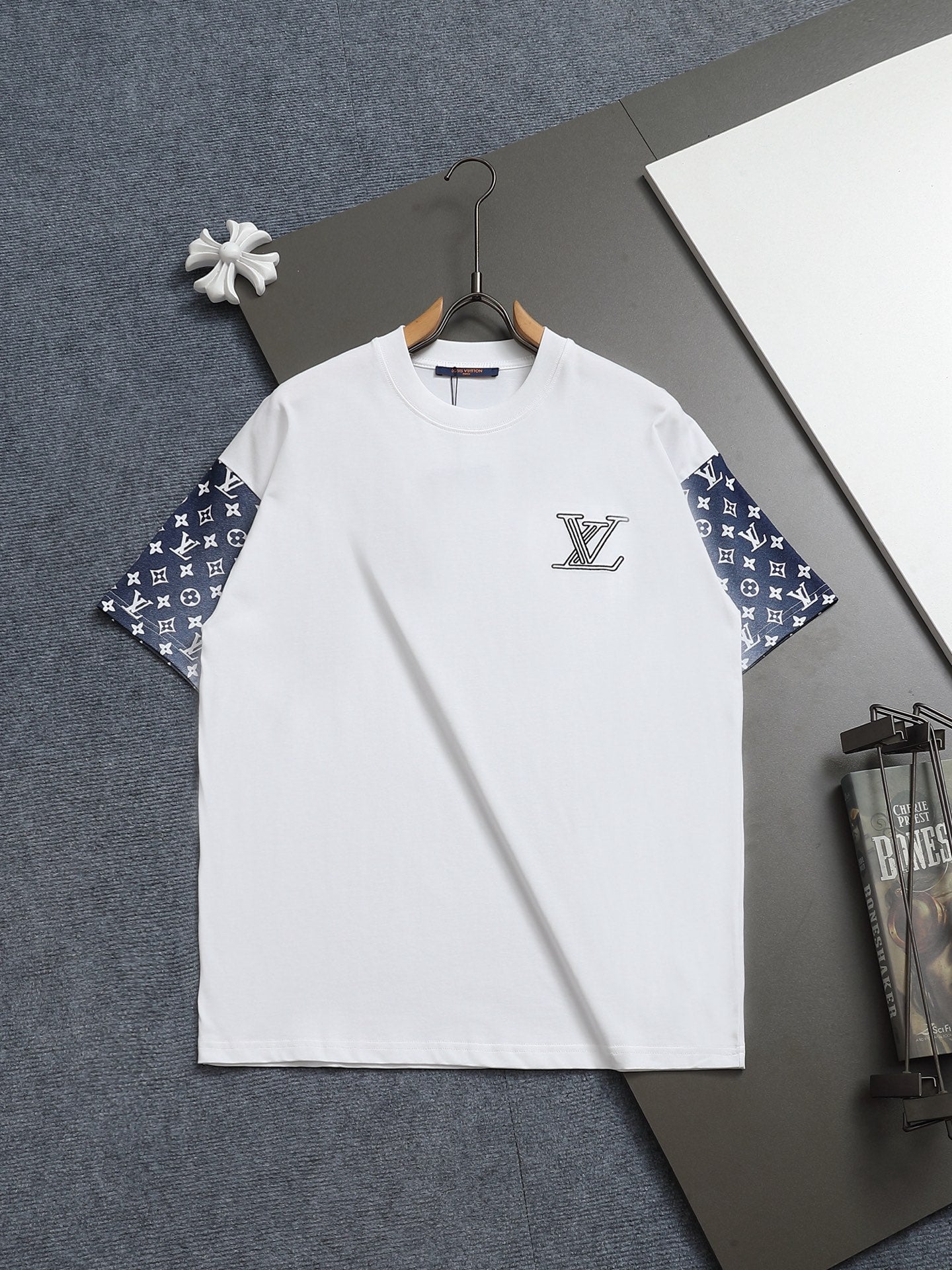 Louis Vuitton Embroidered Logo Short-Sleeve T-Shirt