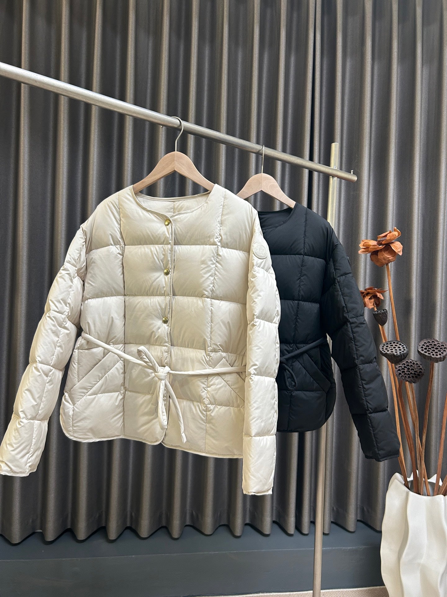 ** Moncler Women's Caramagne Round Neck Down Jacket - Autumn/Winter 2025

**