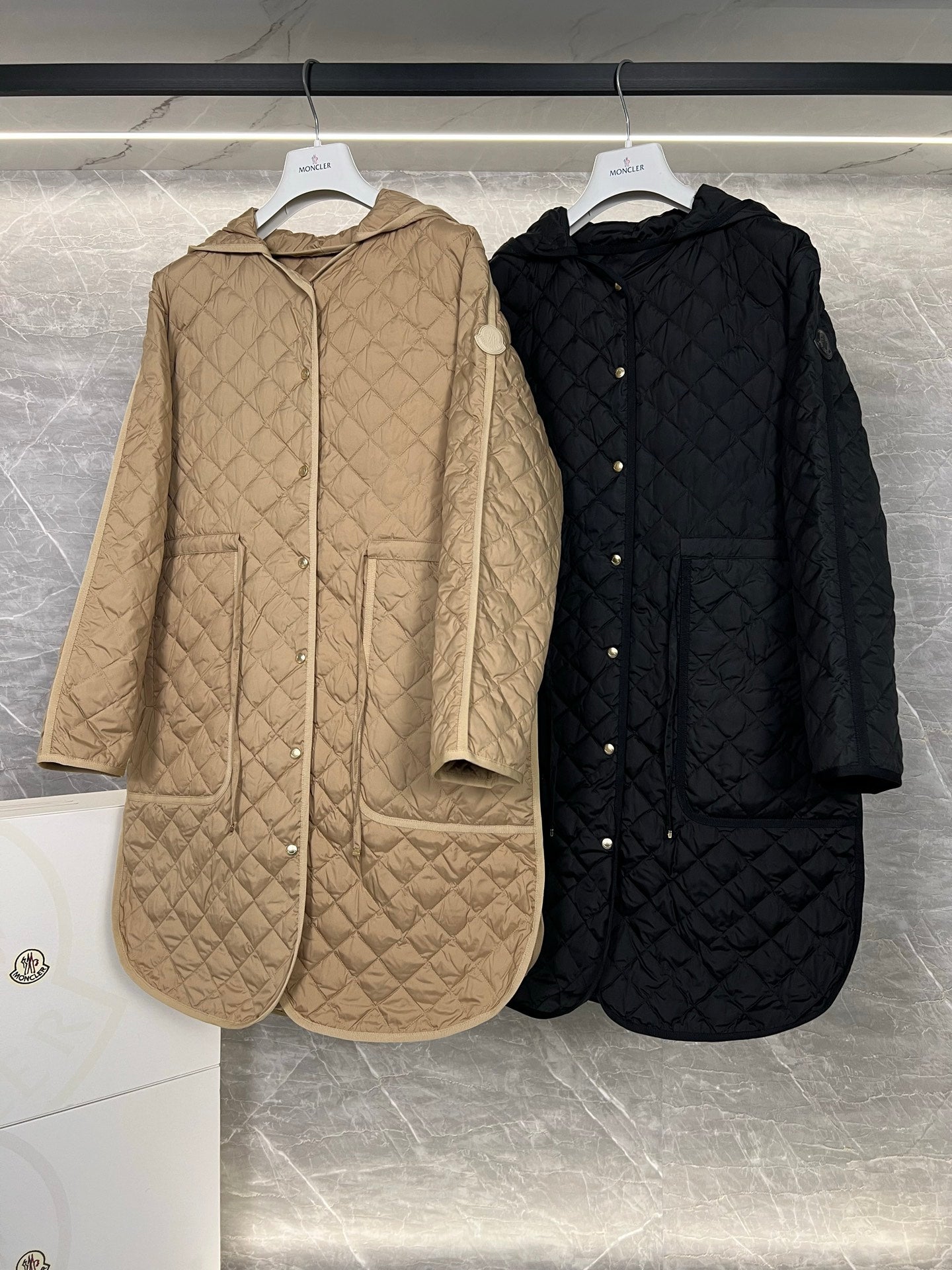 Moncler Qi Wei Women's Diamond Quilted Down Jacket