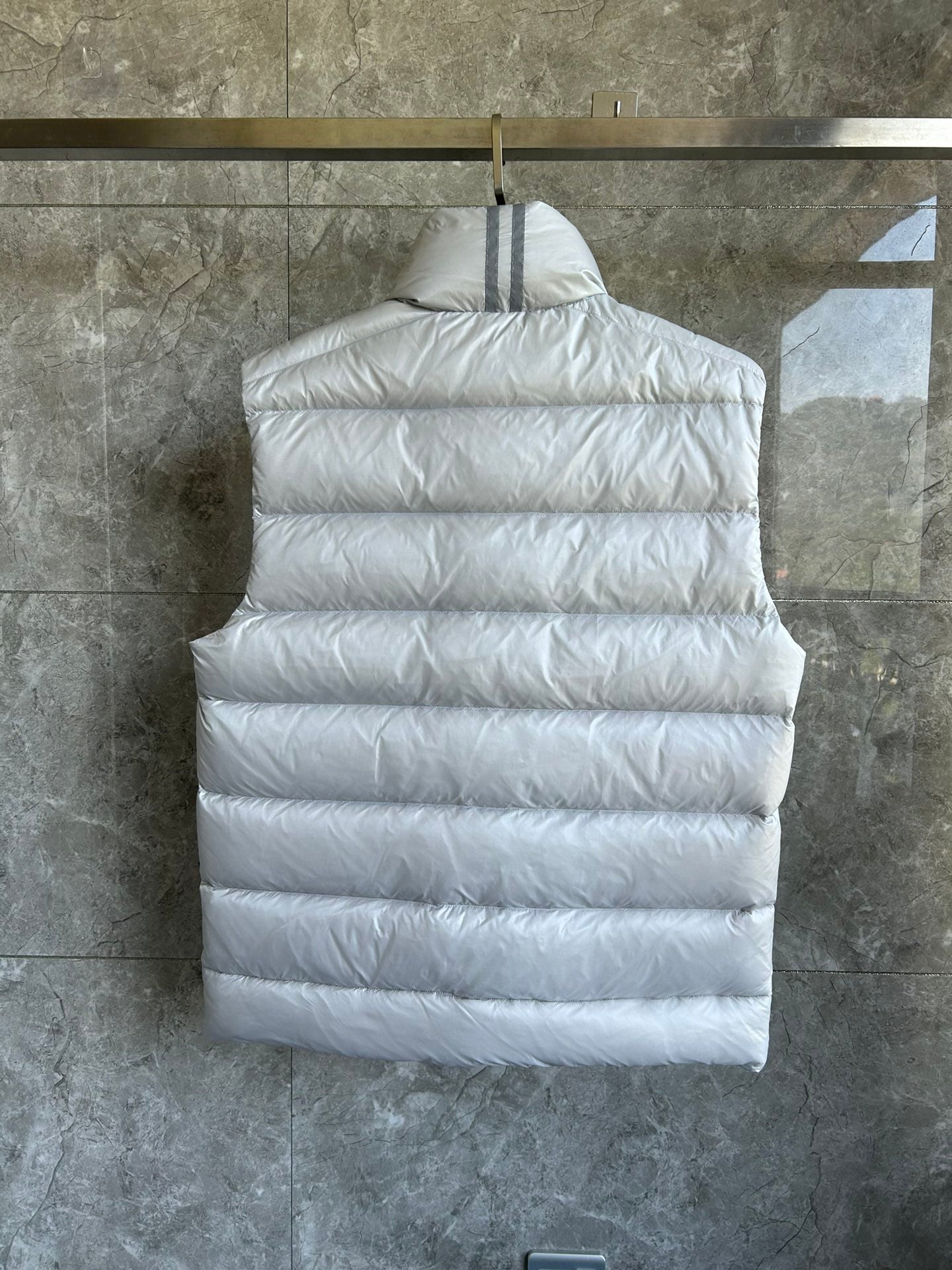 Crofton Men's Down Vest Jacket - Gray with Red Label