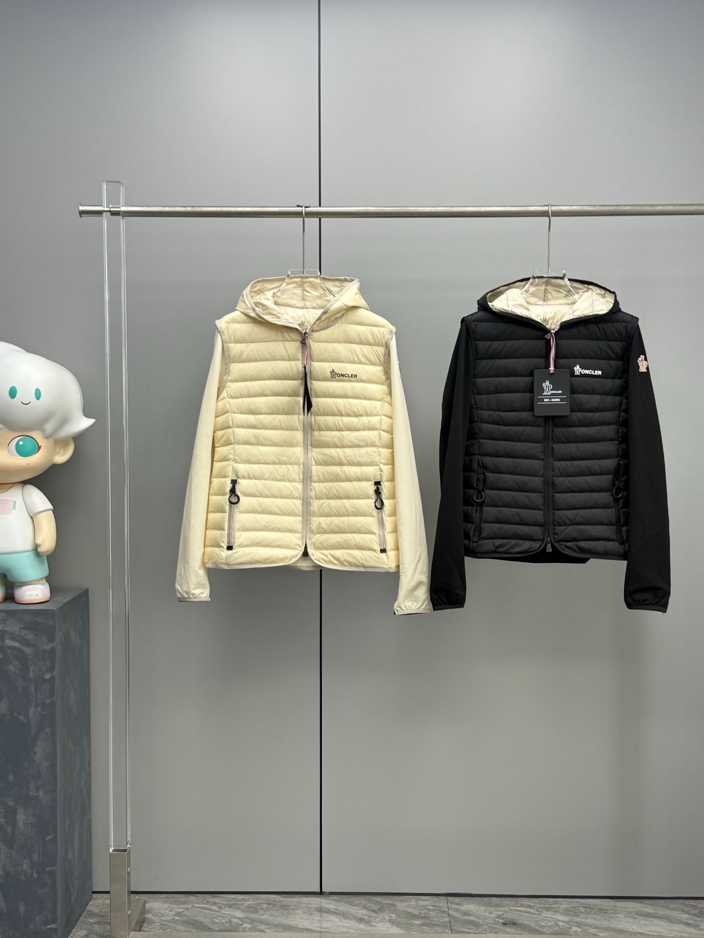 Moncler 2025 Maglia Knitted Splicing Hooded Down Jacket - Ski Series