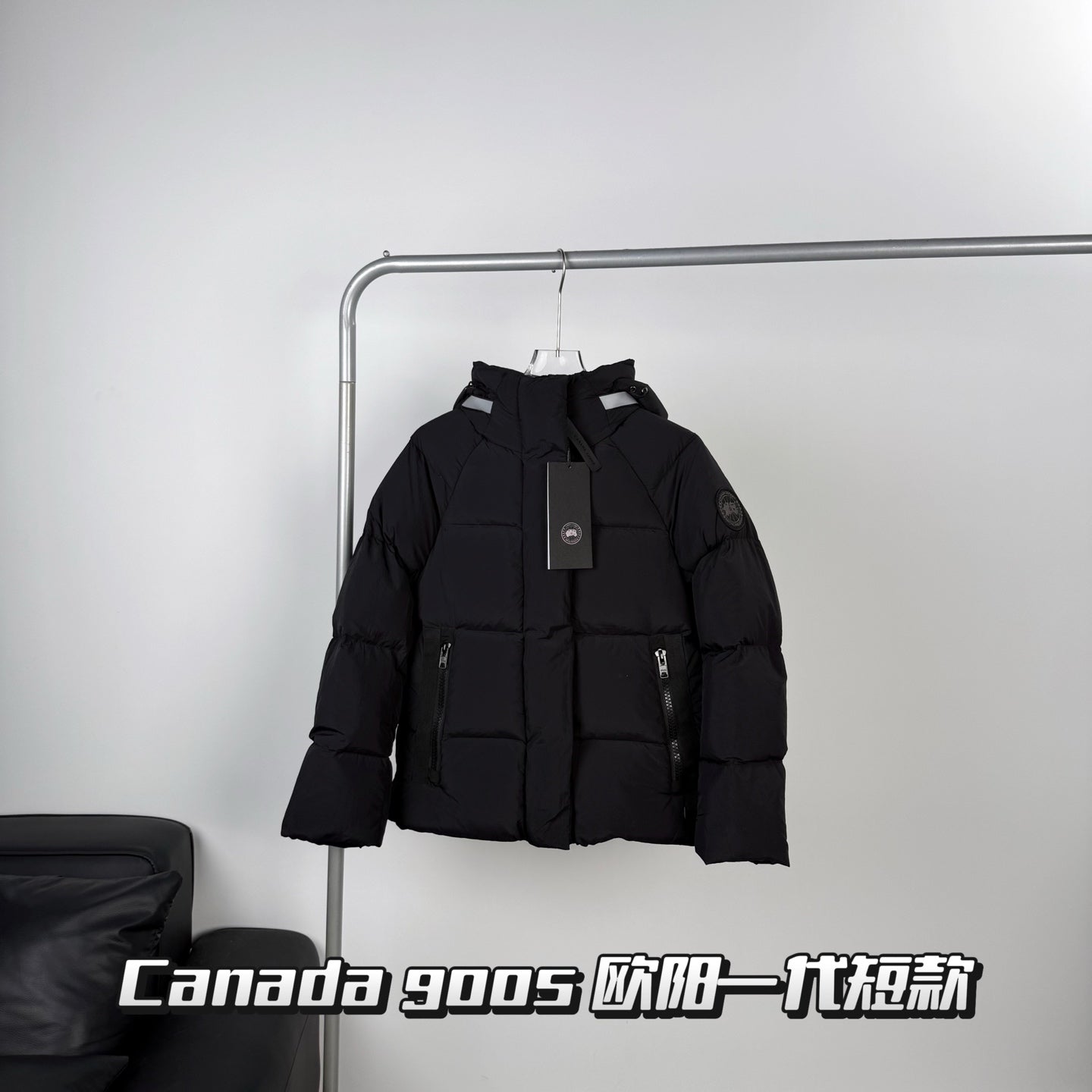 Canada Goose Black Label Short Down Jacket for Men and Women