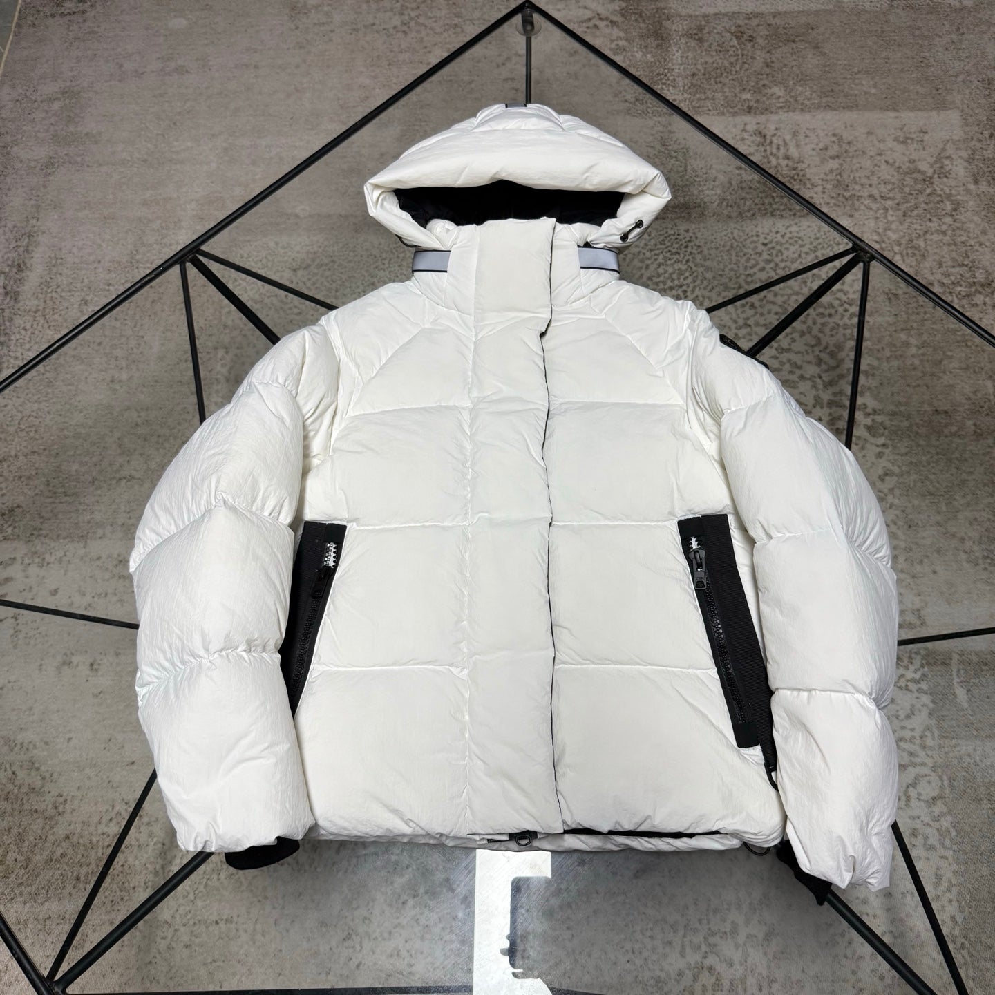 Canada Goose Black Label Unisex Short Down Jacket