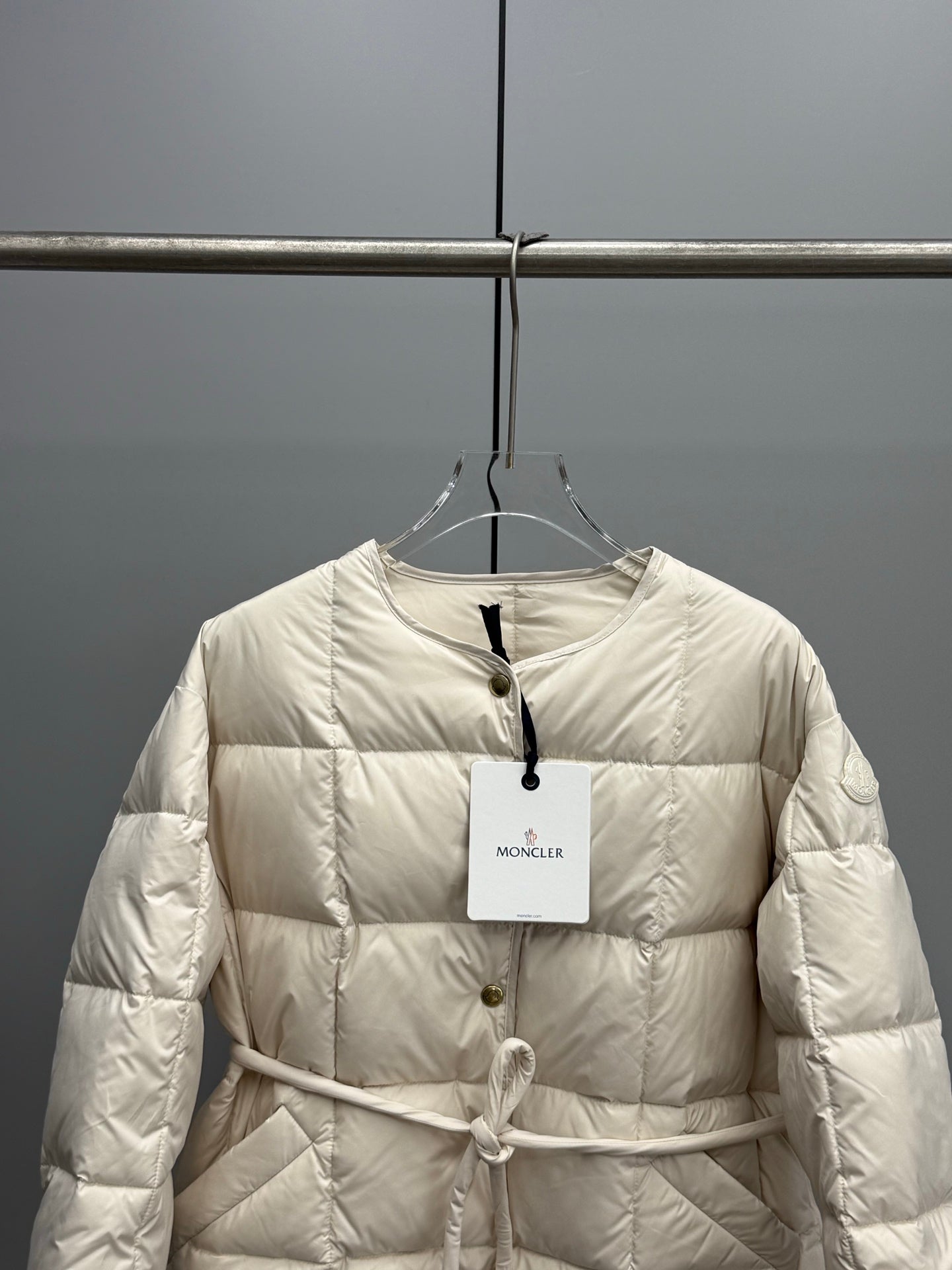 Moncler Caramagne Women's Down Jacket - Autumn/Winter 2025