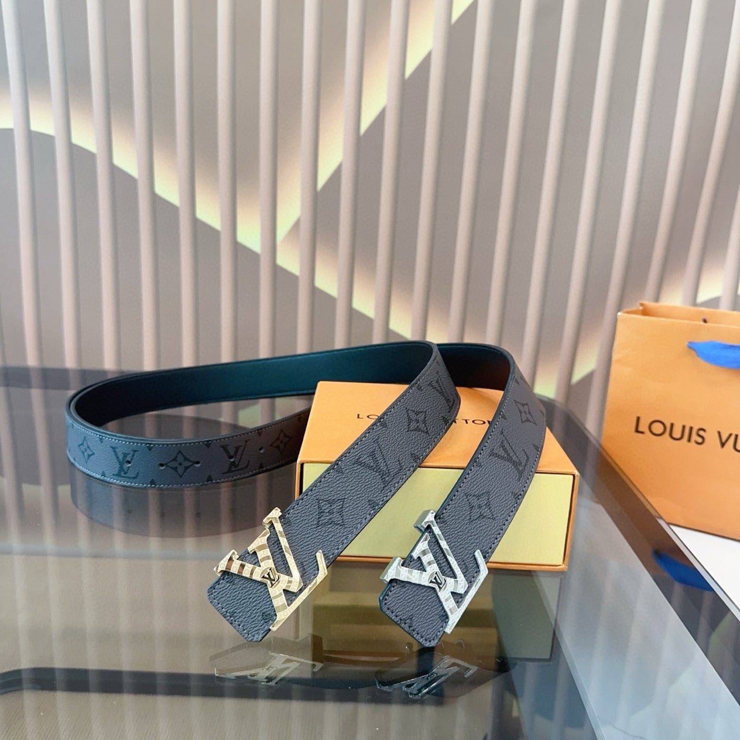 LV 2025 Retro Cowhide Buckle Belt - Authentic Designer Style