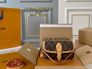 LV Louis Vuitton Diane Mini Retro Baguette Bag