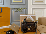 Louis Vuitton Vintage Cosmetic Bag - Luxury Folding Box Design