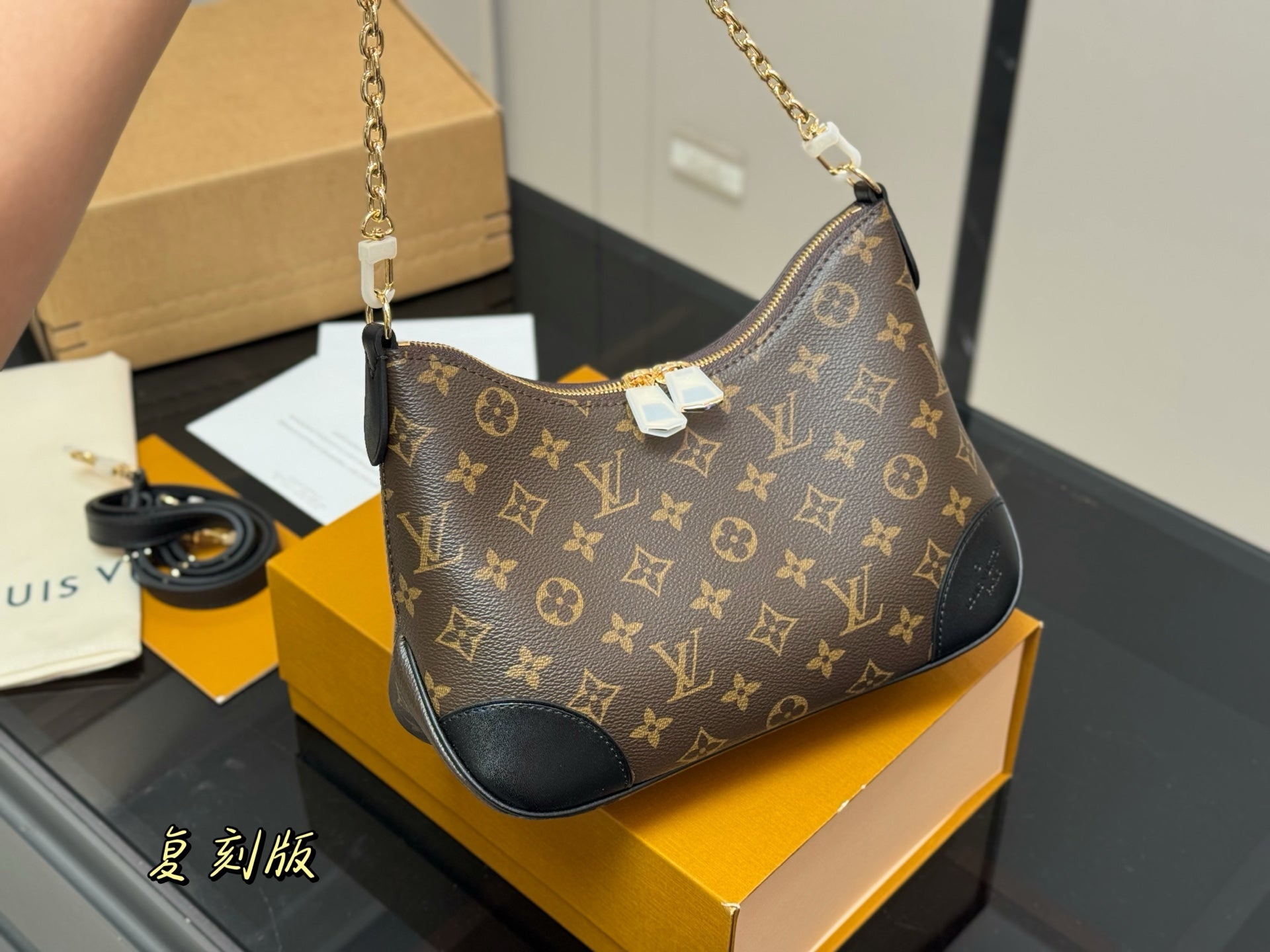 Vintage LV Croissant Shoulder Bag in Yellow Leather