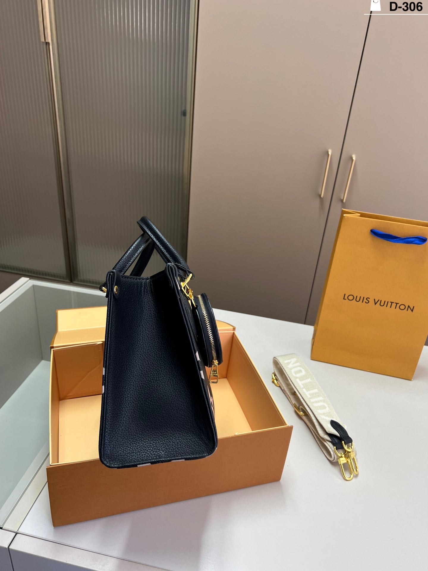 LV Onthego BB Jungle Tote Bag - Autumn Collection