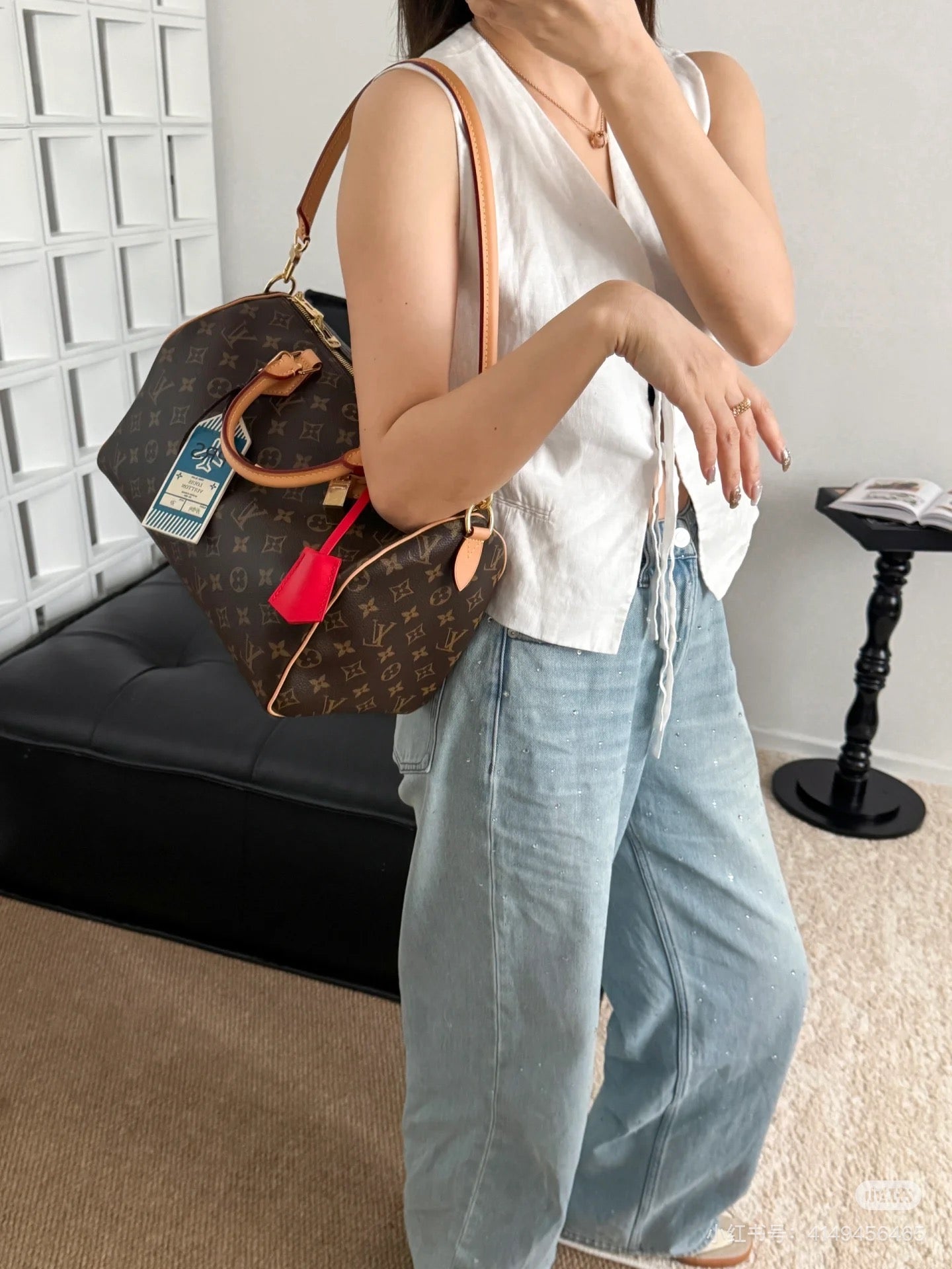 Louis Vuitton Speedy 30 Handbag - Iconic Luxury Tote
